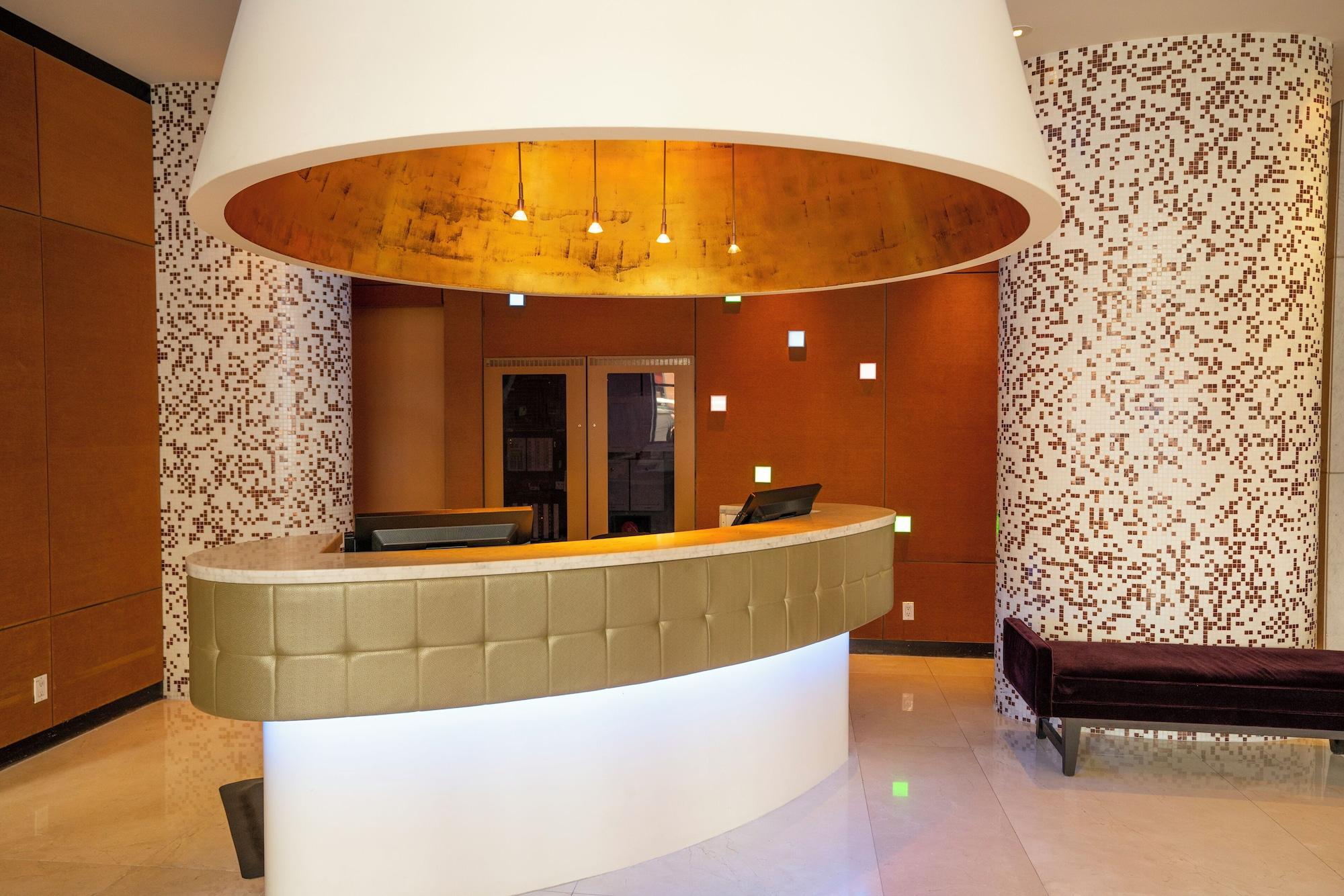 Vista Lobby OPUS Hotel Vancouver