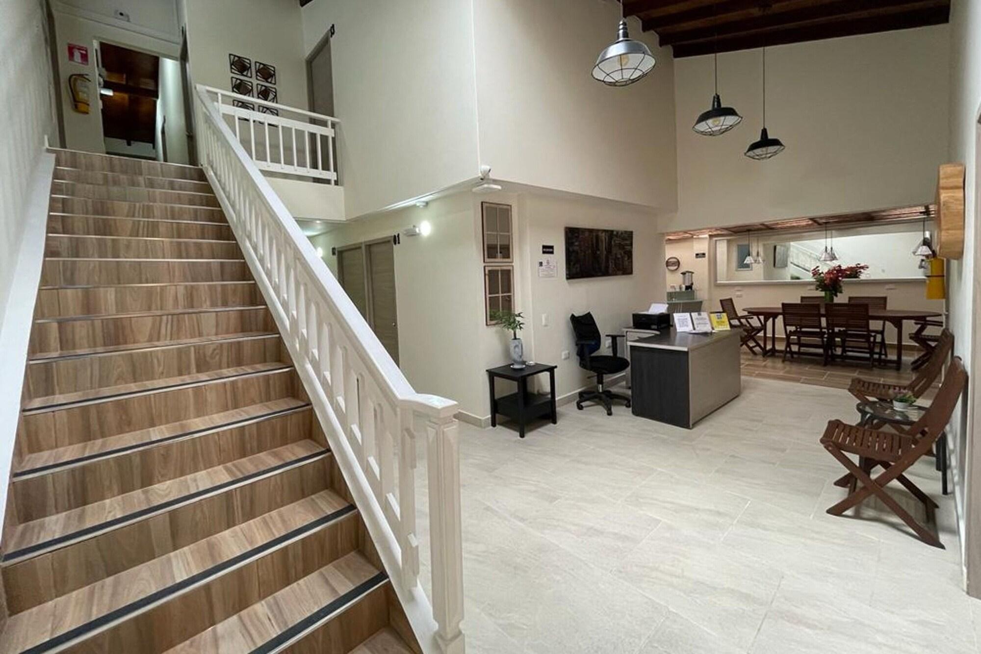 Vista Lobby Hotel 12 Nights