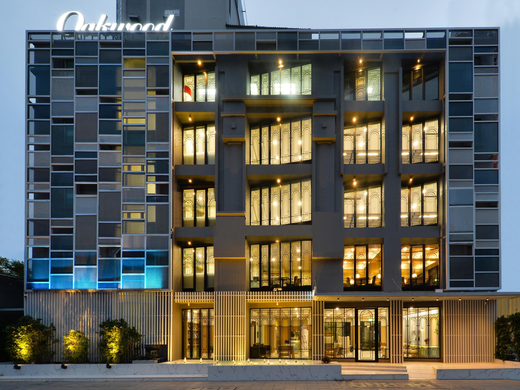 Vista Exterior Oakwood Hotel & Residence Bangkok