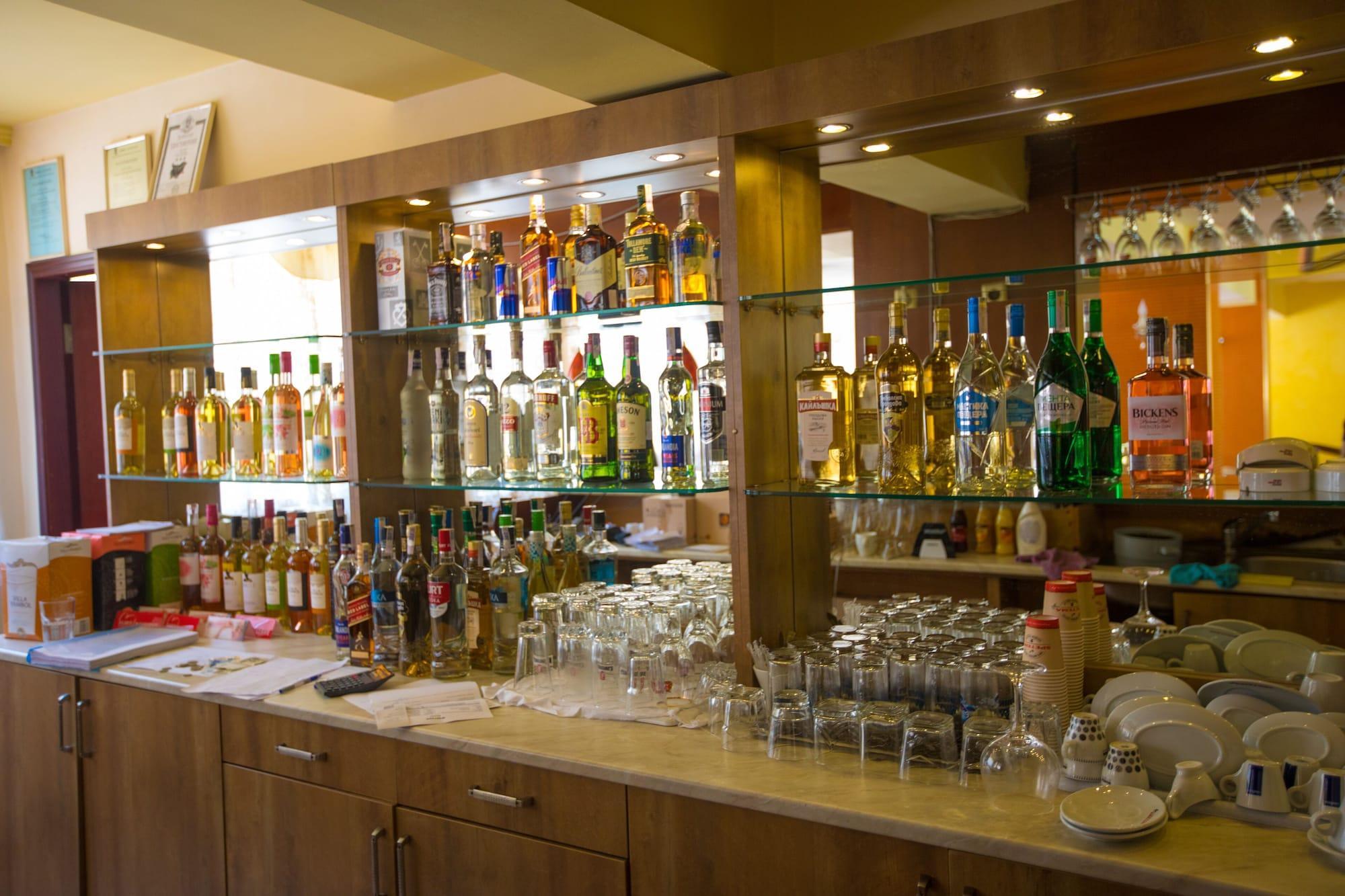 Bar/Salón Hotel Ustra