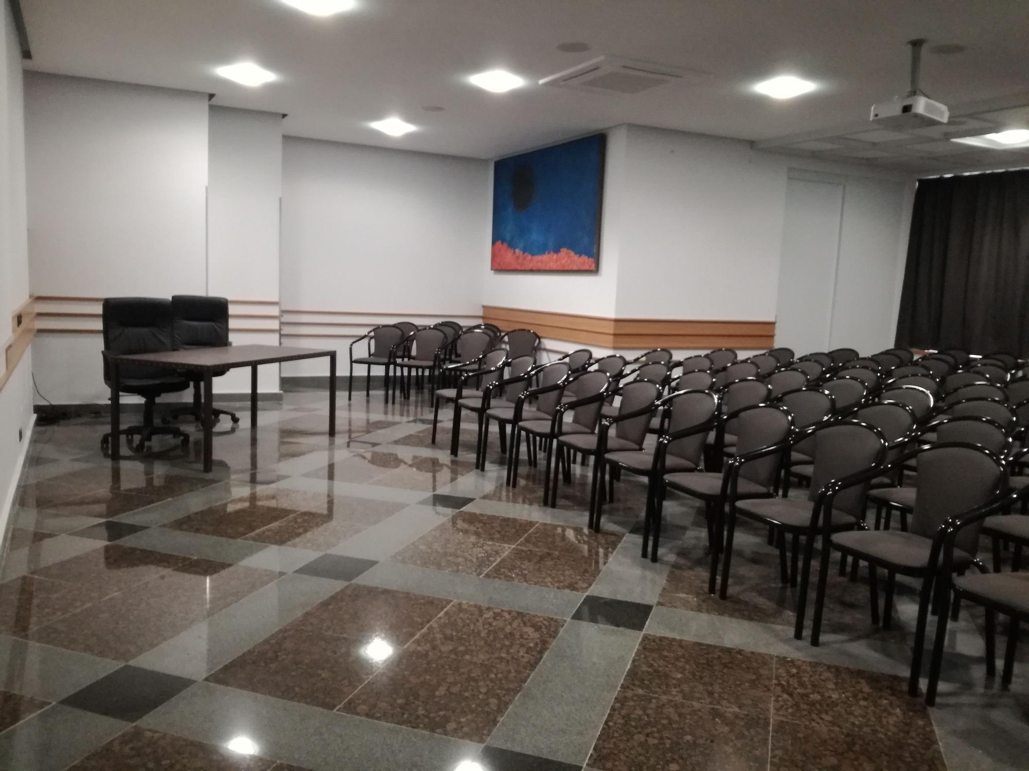 Sala de Reuniones Addaura Village e Congressi
