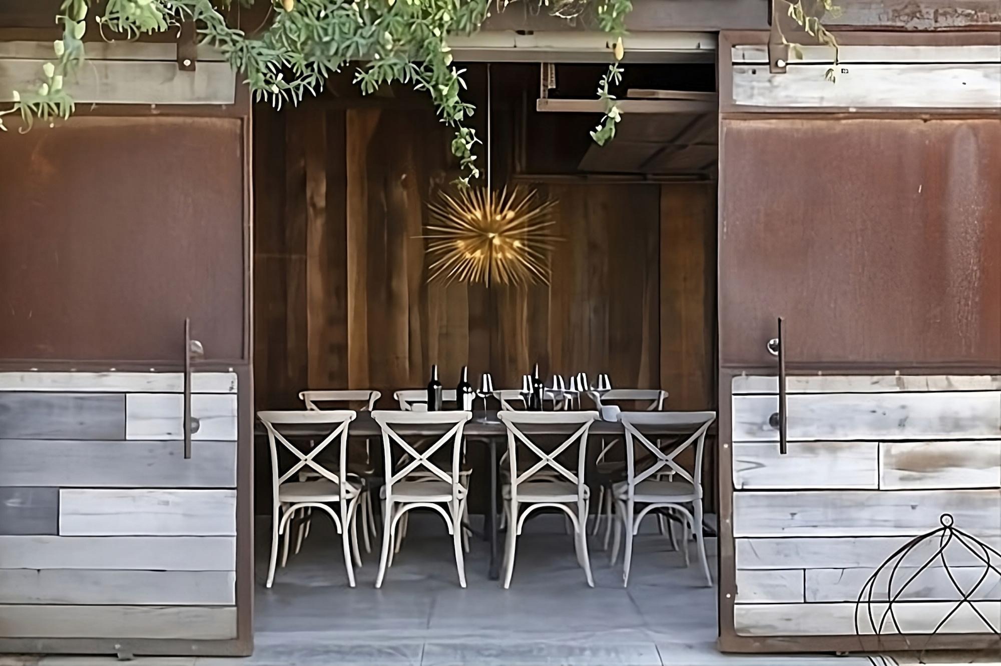 Restaurant R Inn Napa