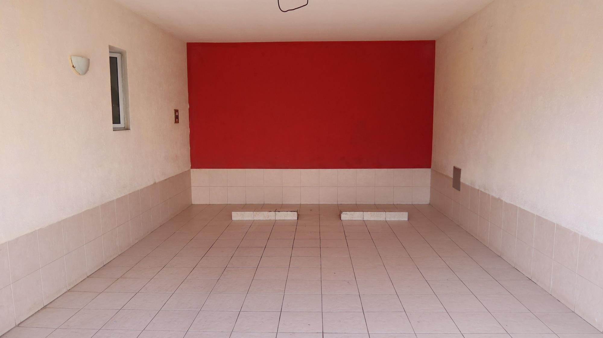 Vista Exterior Motel Kiss