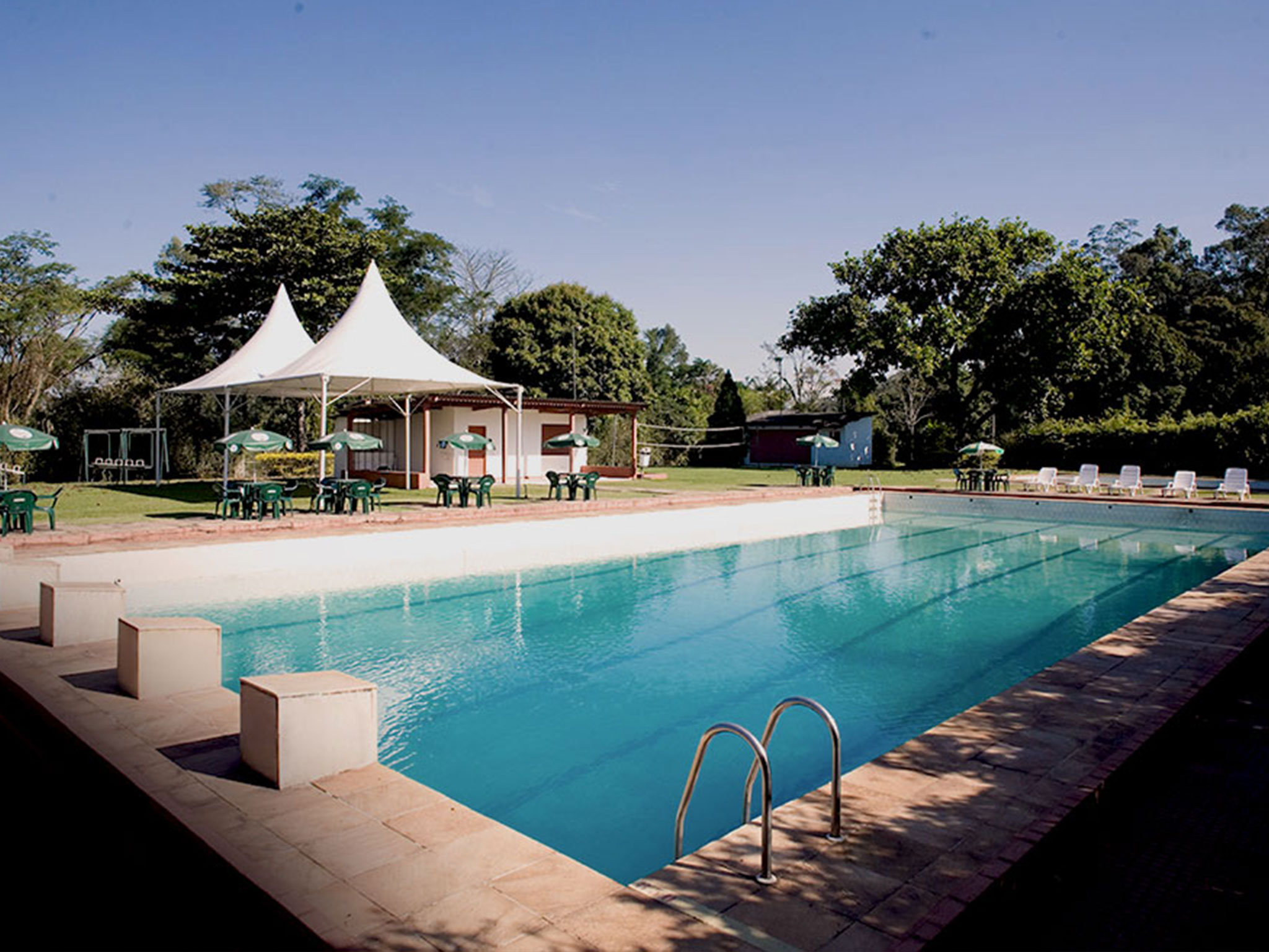 Vista Piscina Hotel Escola Bela Vista