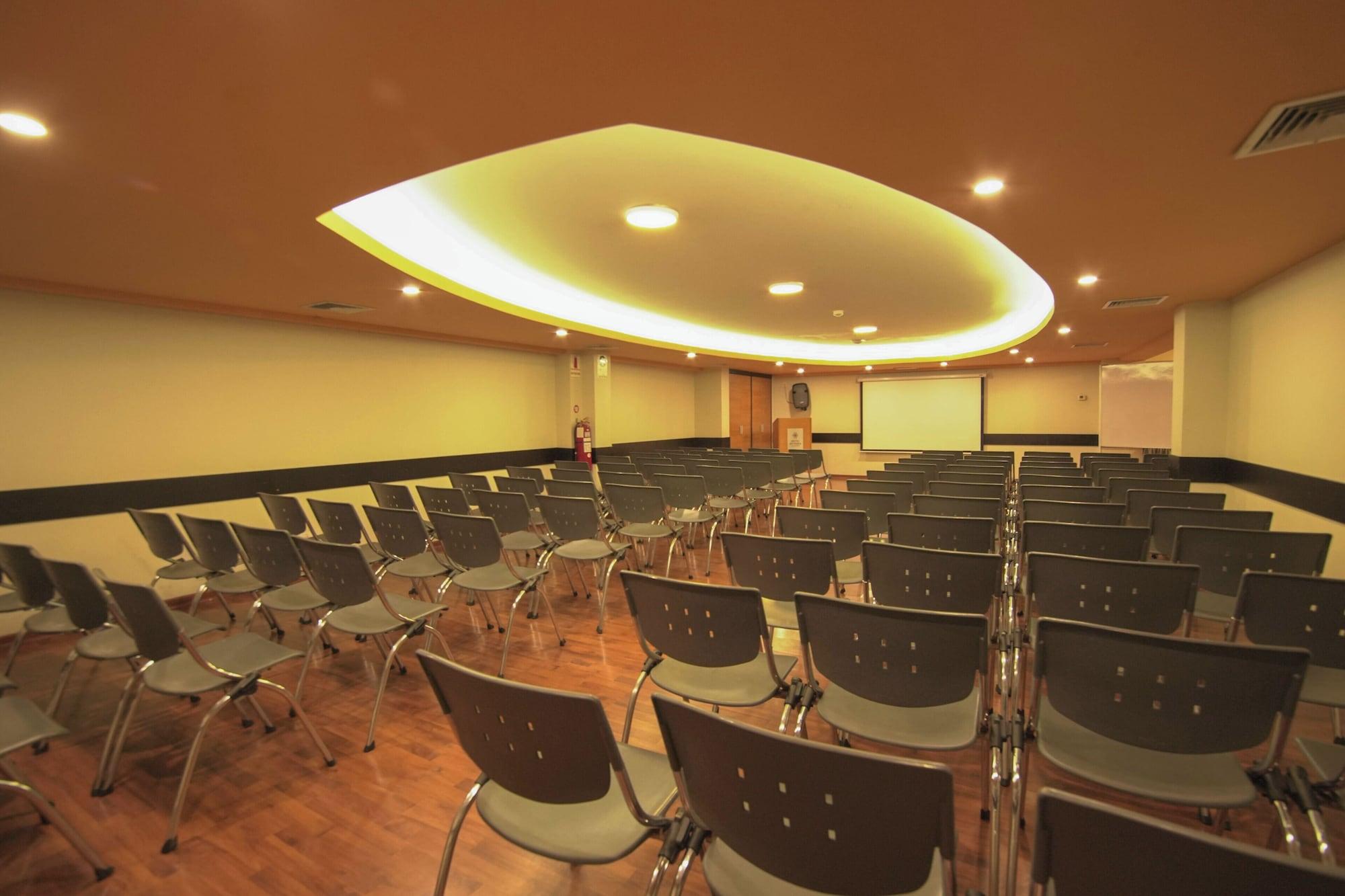 Sala de Reuniones Britania Miraflores