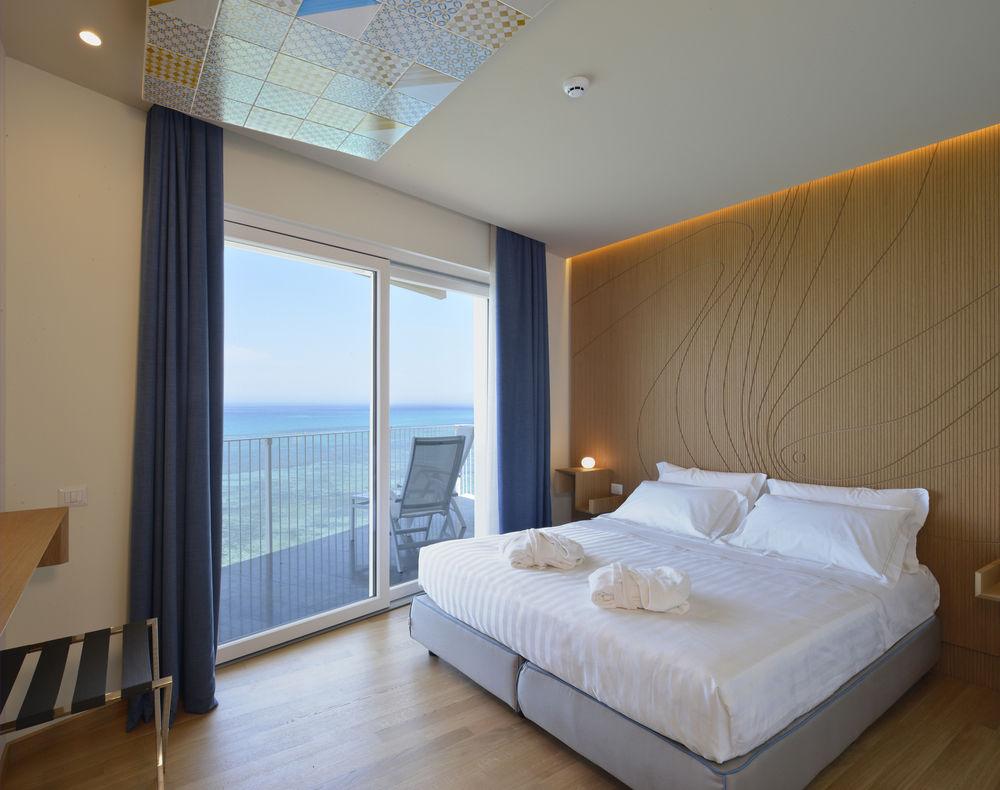 Gaura Apartments Best Day