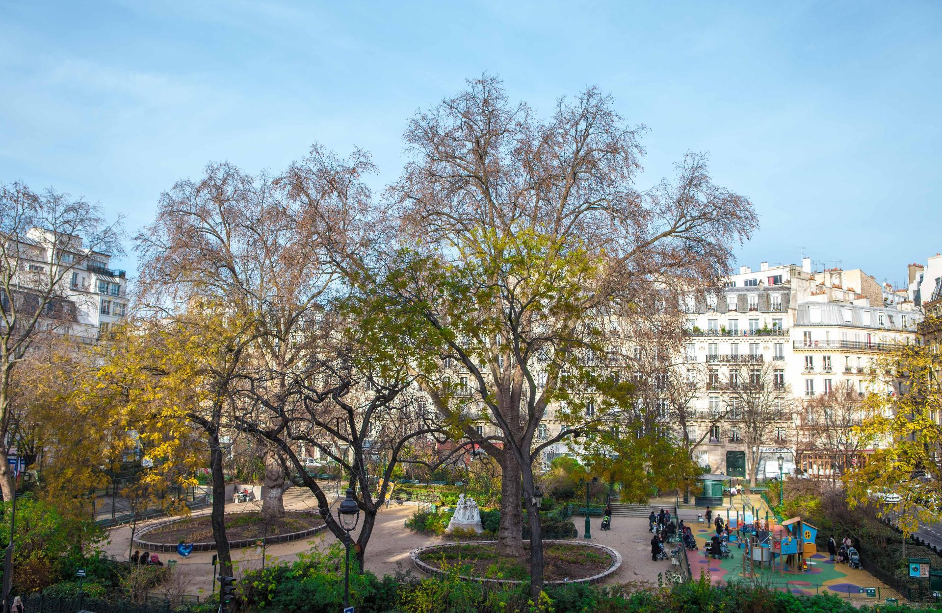 Vista Exterior Hôtel Montholon Paris