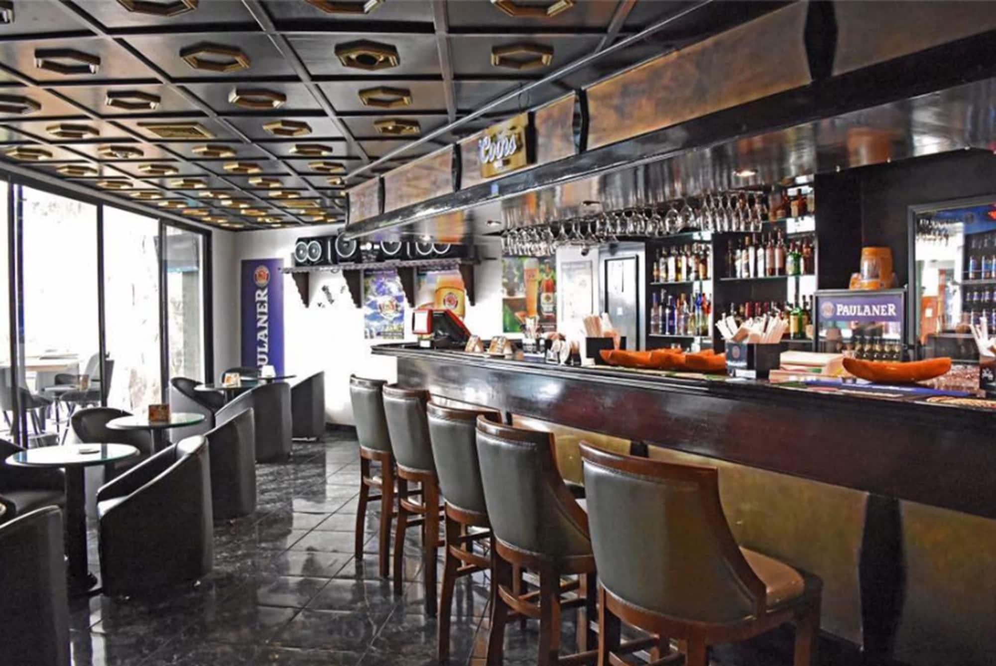 Bar/Salón Hotel Excelsior