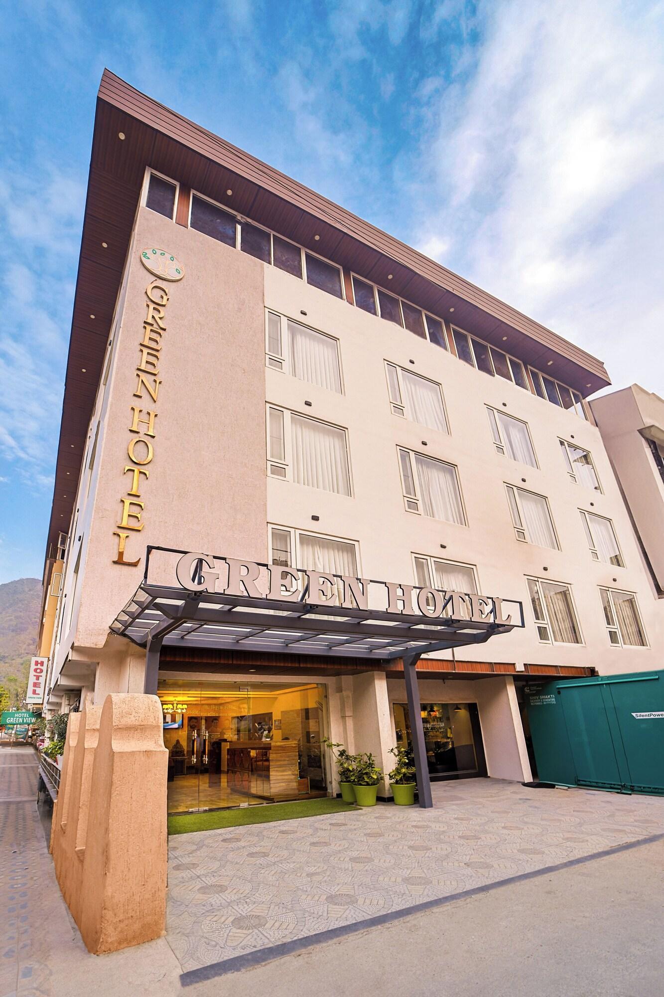 Vista Exterior Green Hotel - Behind Parmarth Niketan