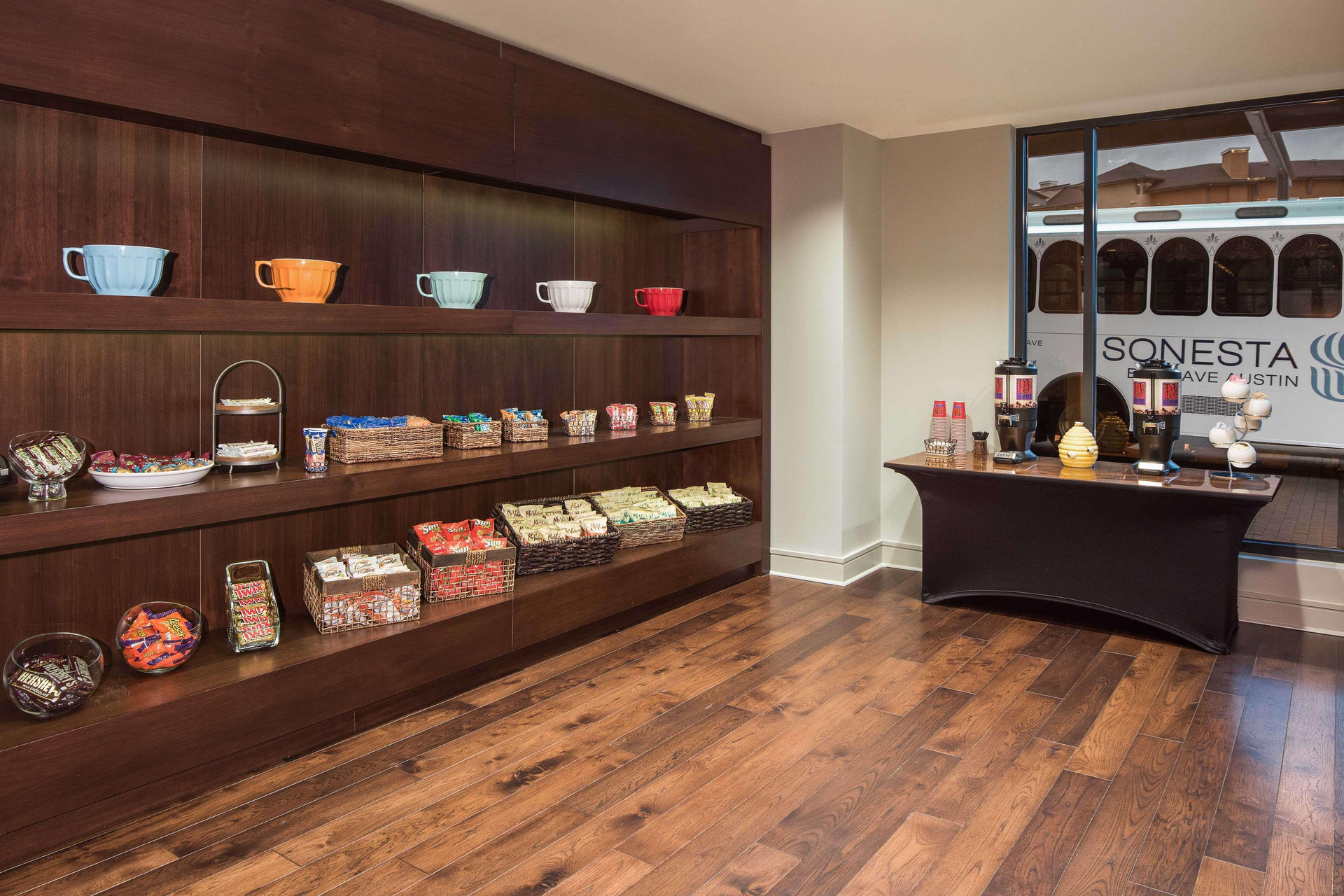 Vista Lobby Sonesta Bee Cave Austin Hill Country