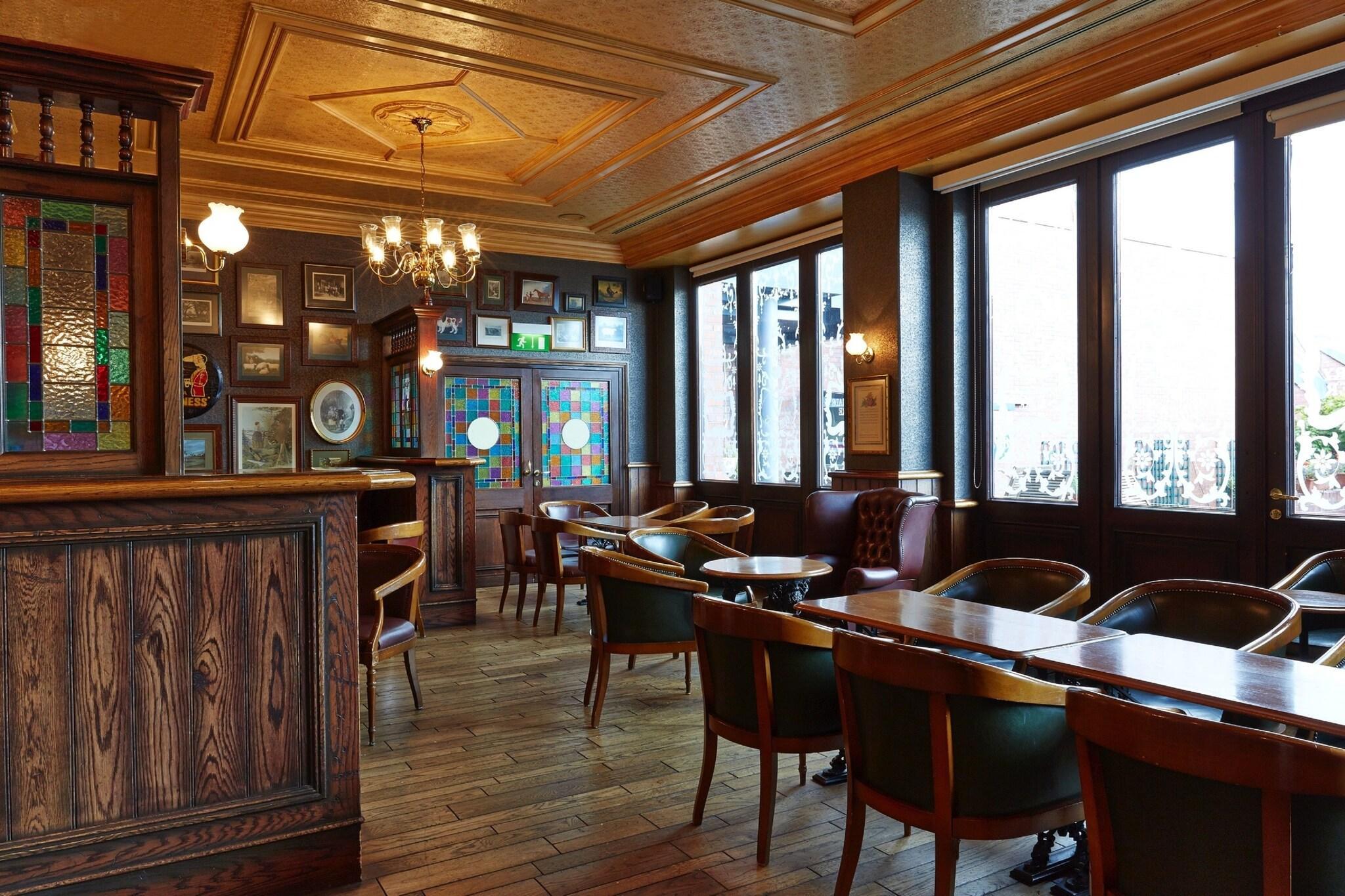 Bar/Salón H4 Hotel Hannover Messe