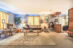 Alquiler Vacacional - Artsy Getaway ~ 8 Miles to Downtown Kansas City!