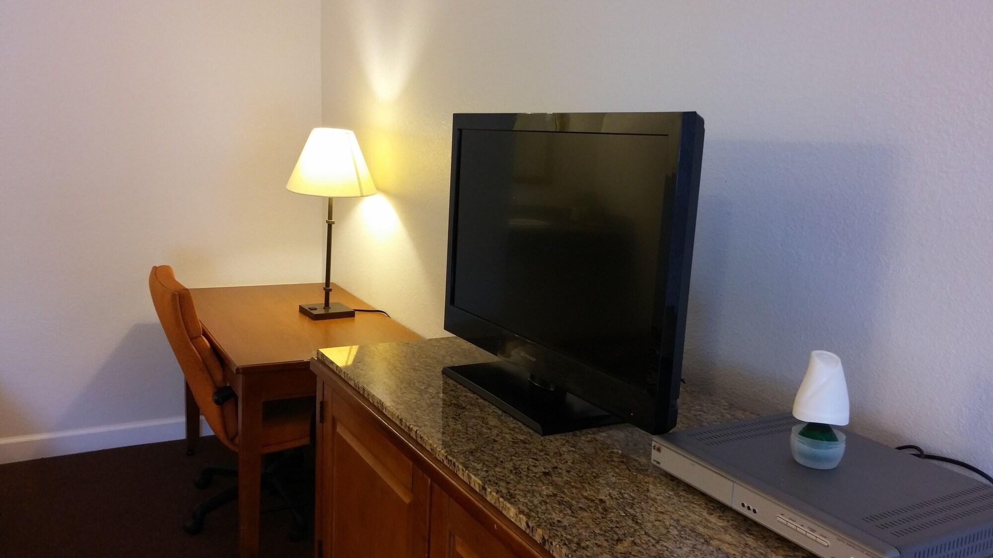 Set de Habitación Country Regency Inn & Suites