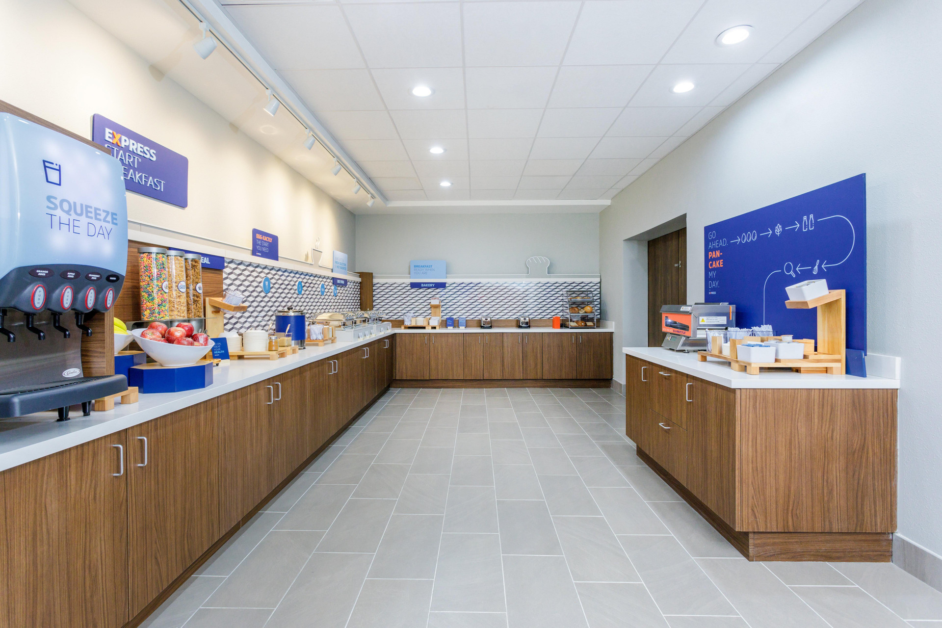 Restaurant Holiday Inn Express & Suites Tampa Stadium – Airport Area by IHG