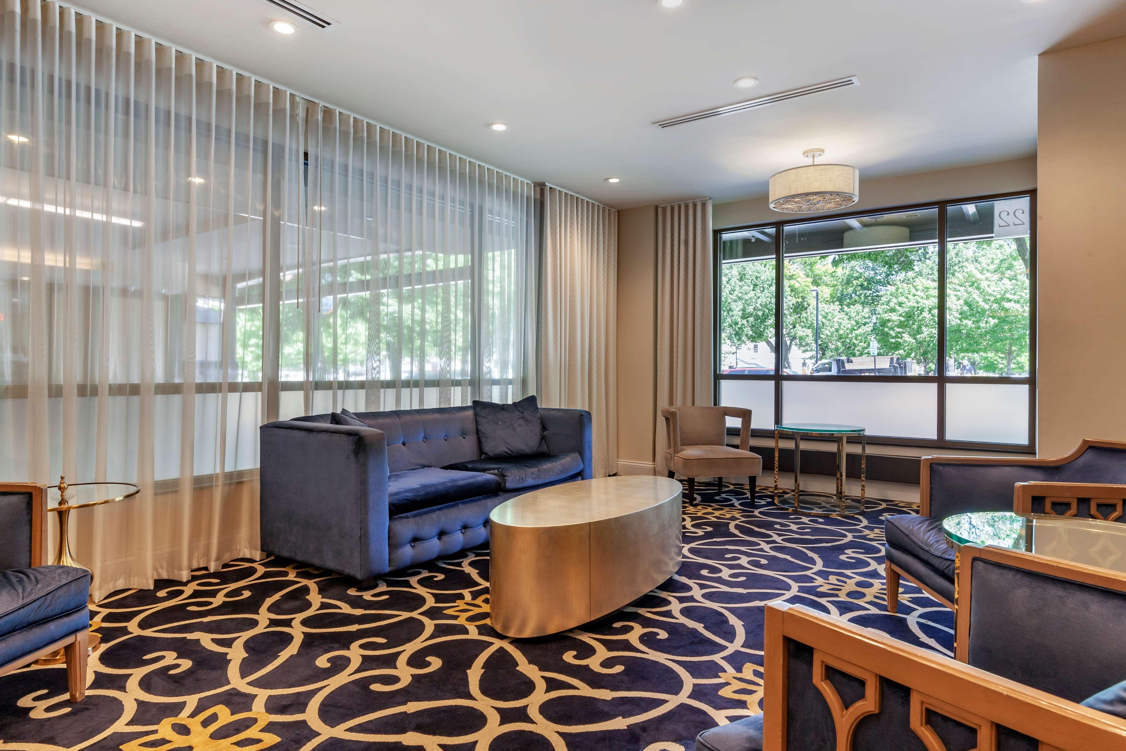 Vista Lobby Best Western Premier Park Hotel