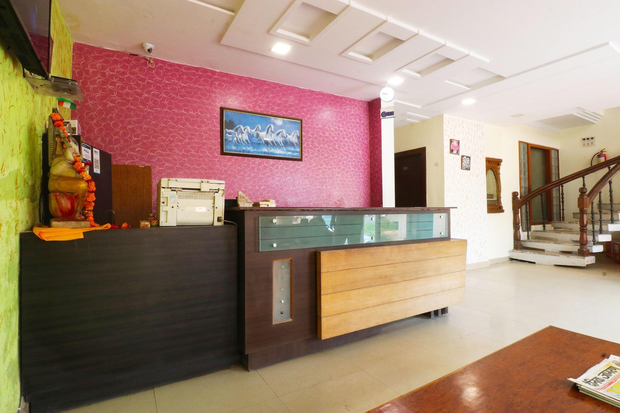Vista Lobby OYO 40402 Hotel Kirandeep