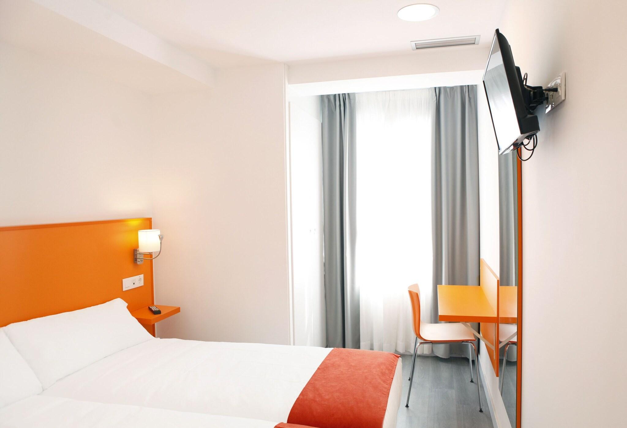 Varios Hotel San Remo
