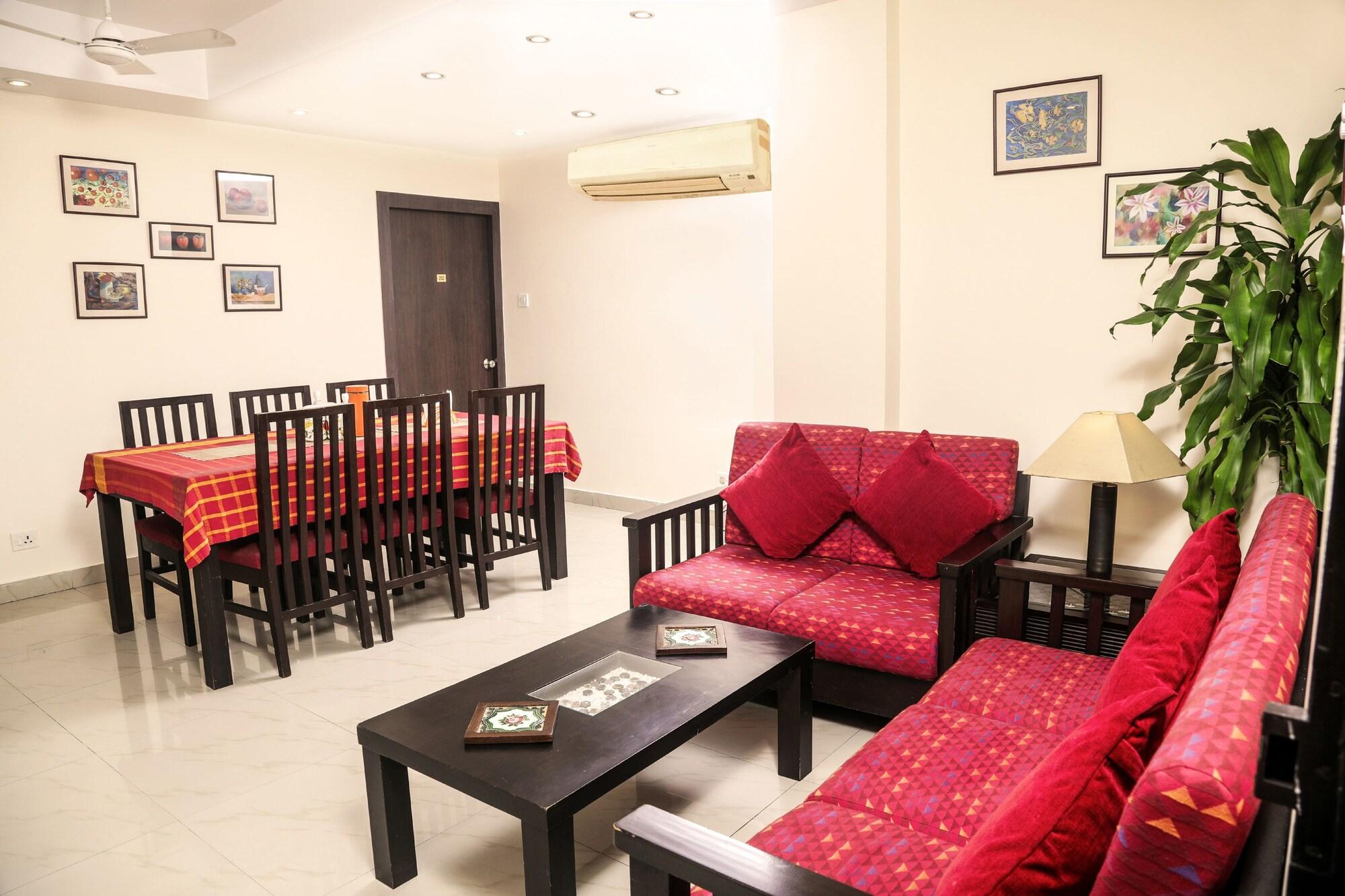 Vista Lobby Red Arrow Residency