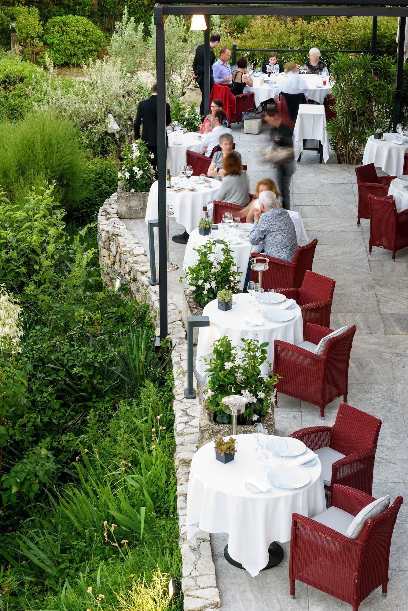 Restaurant Les Lodges Sainte-Victoire Hotel & Spa