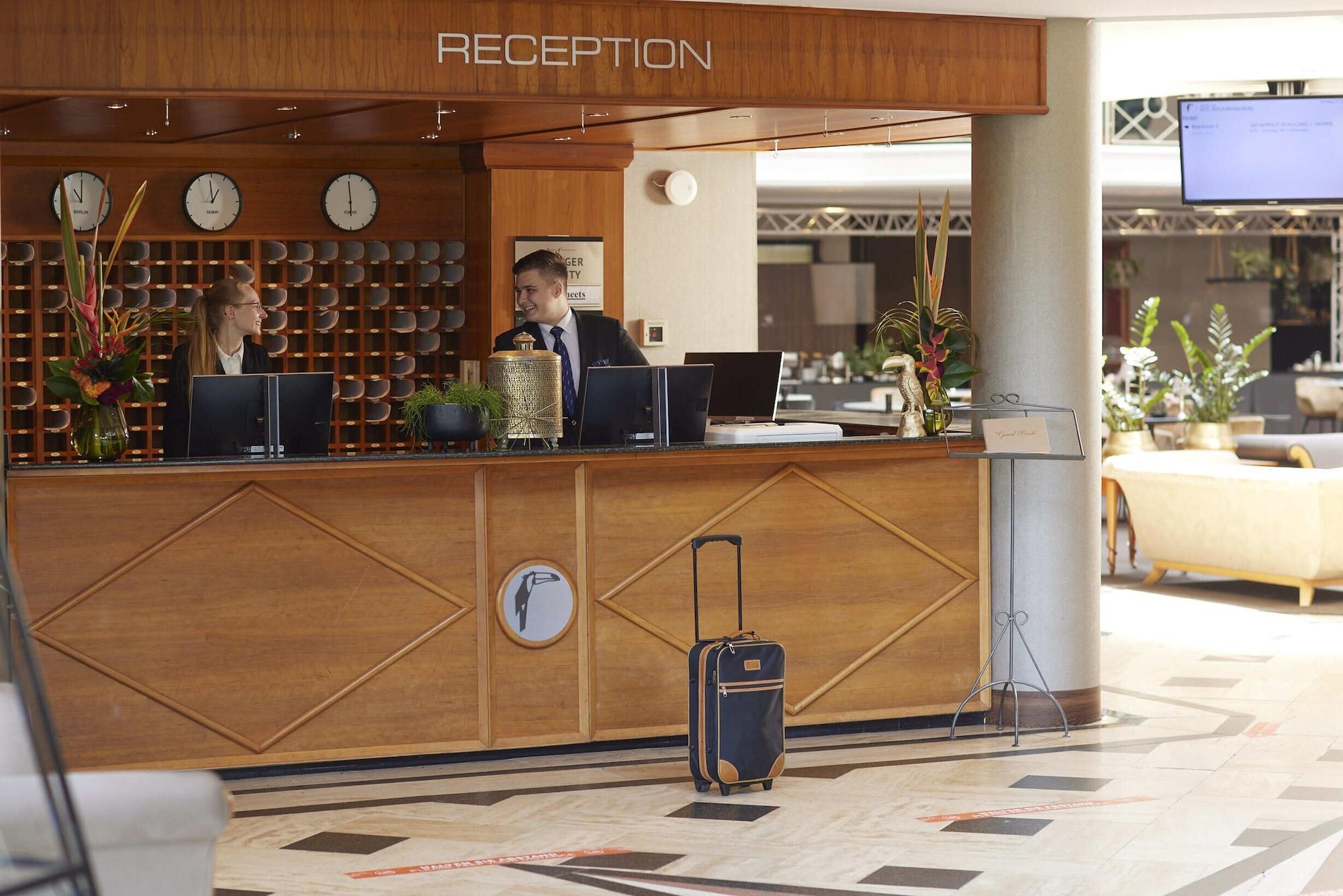 Vista Lobby Van der Valk Hotel Berlin Brandenburg