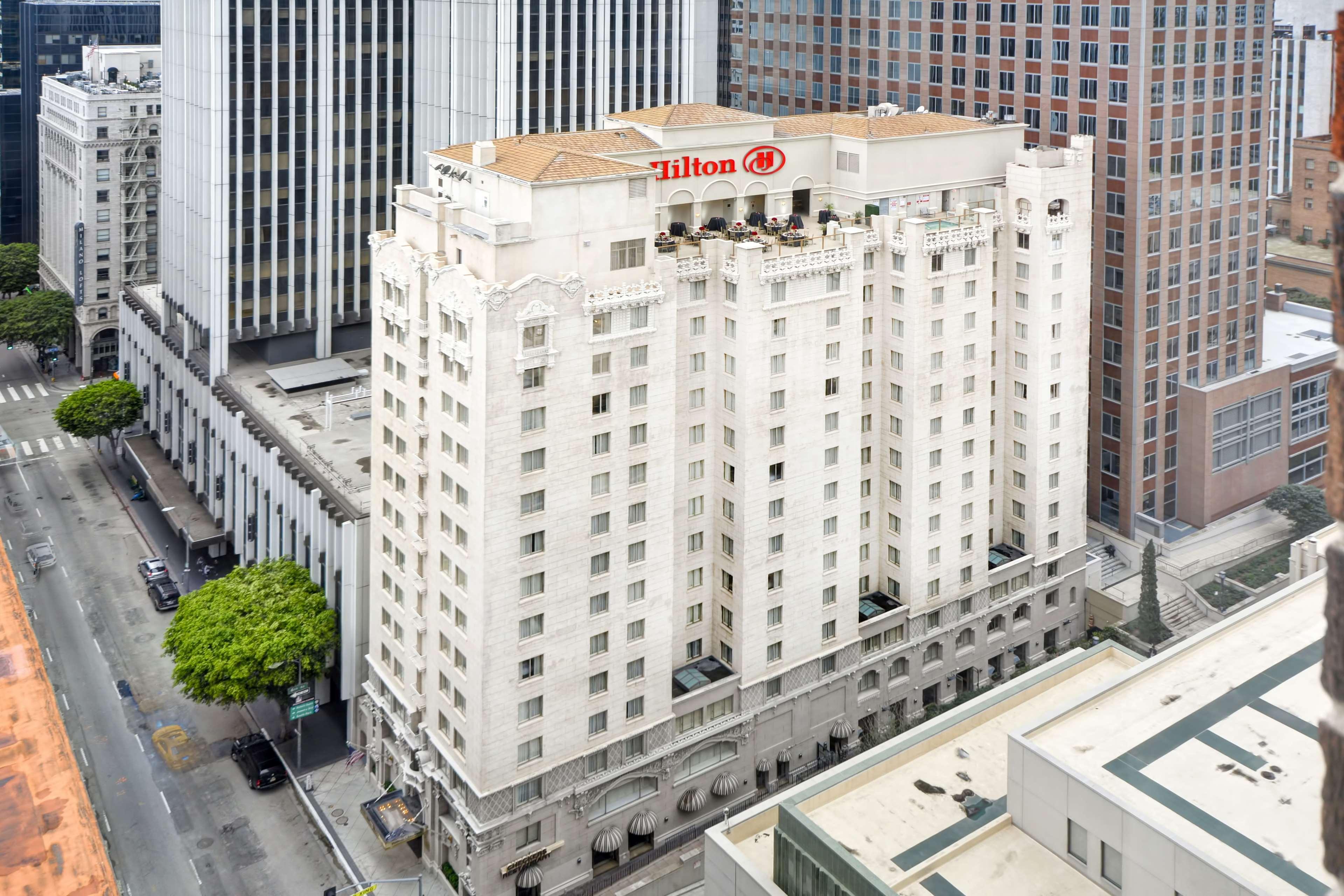 Vista Exterior Hilton Checkers Los Angeles
