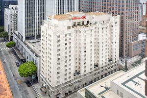 Alojamiento - Hilton Checkers Los Angeles