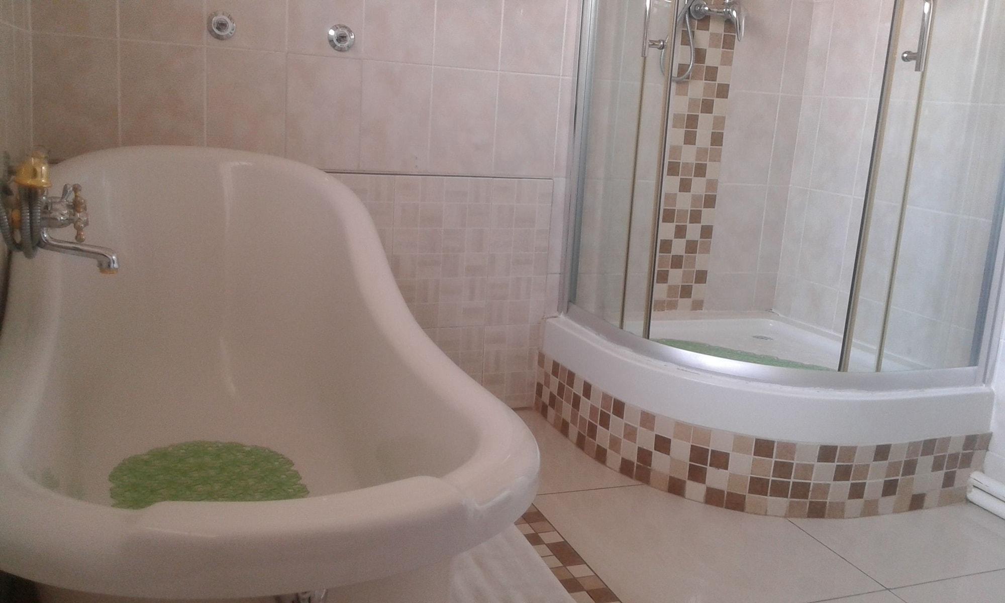 Equipamiento de Habitación Comfort Palace Guest House Francistown