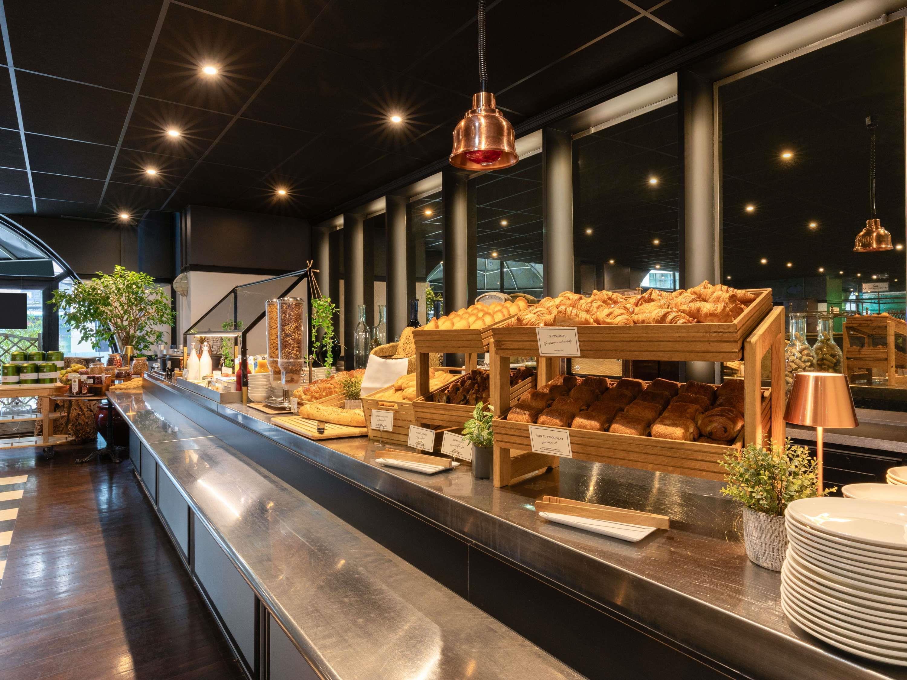 Restaurant ibis Paris Tour Eiffel Cambronne 15ème