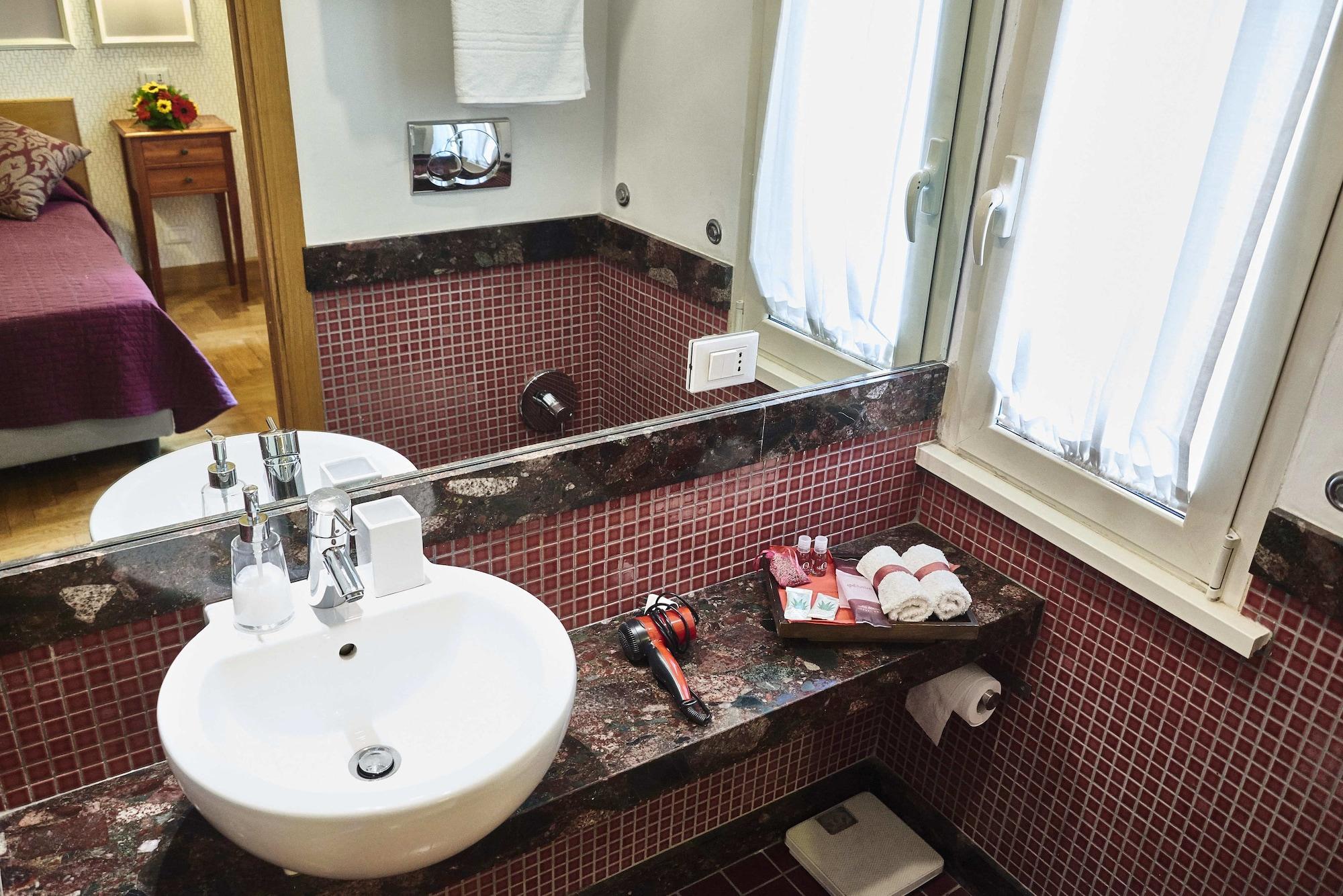 Equipamiento de Habitación Domus Cavour Guest house