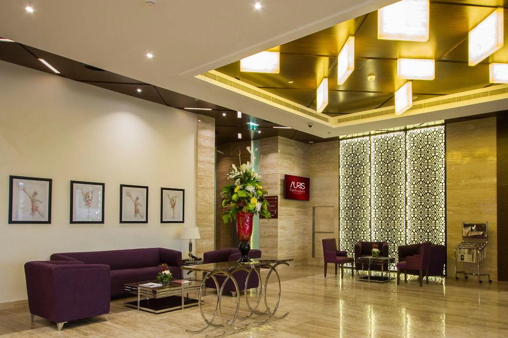 Vista do lobby Treppan Hotel & Suites by Fakhruddin