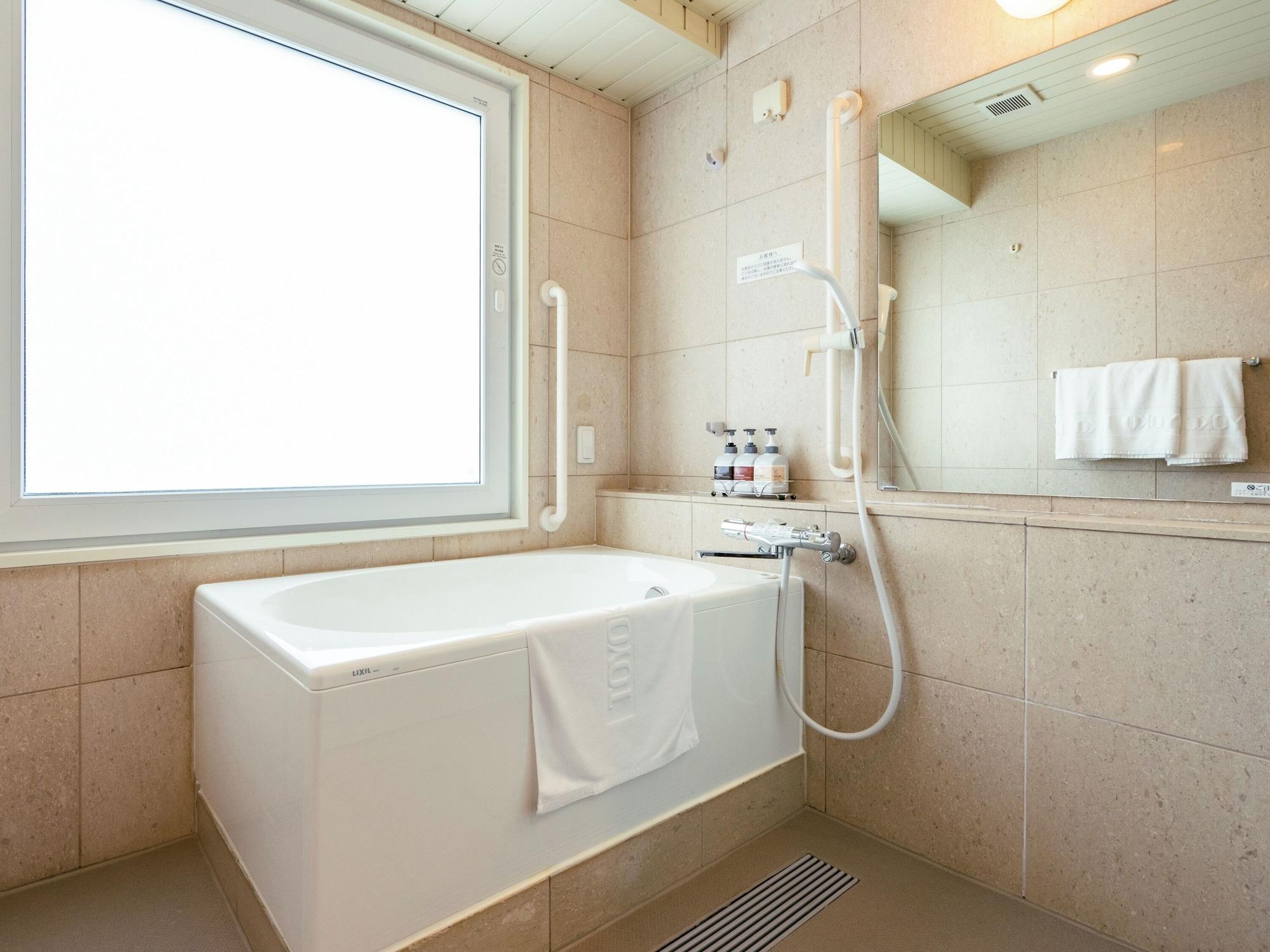 Equipamiento de Habitación Toyoko Inn Chubu International Airport No.1