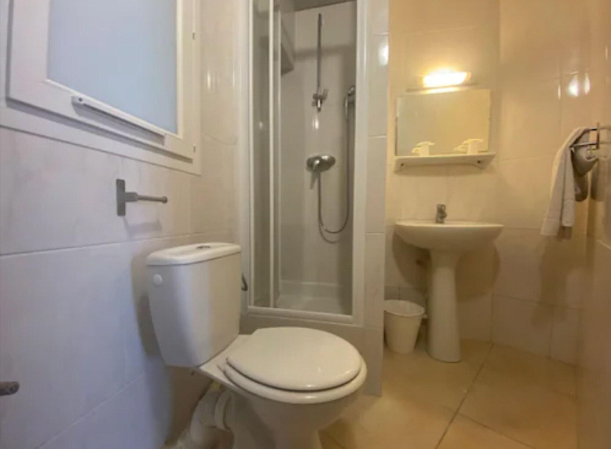 Equipamiento de Habitación Hotel Angleterre