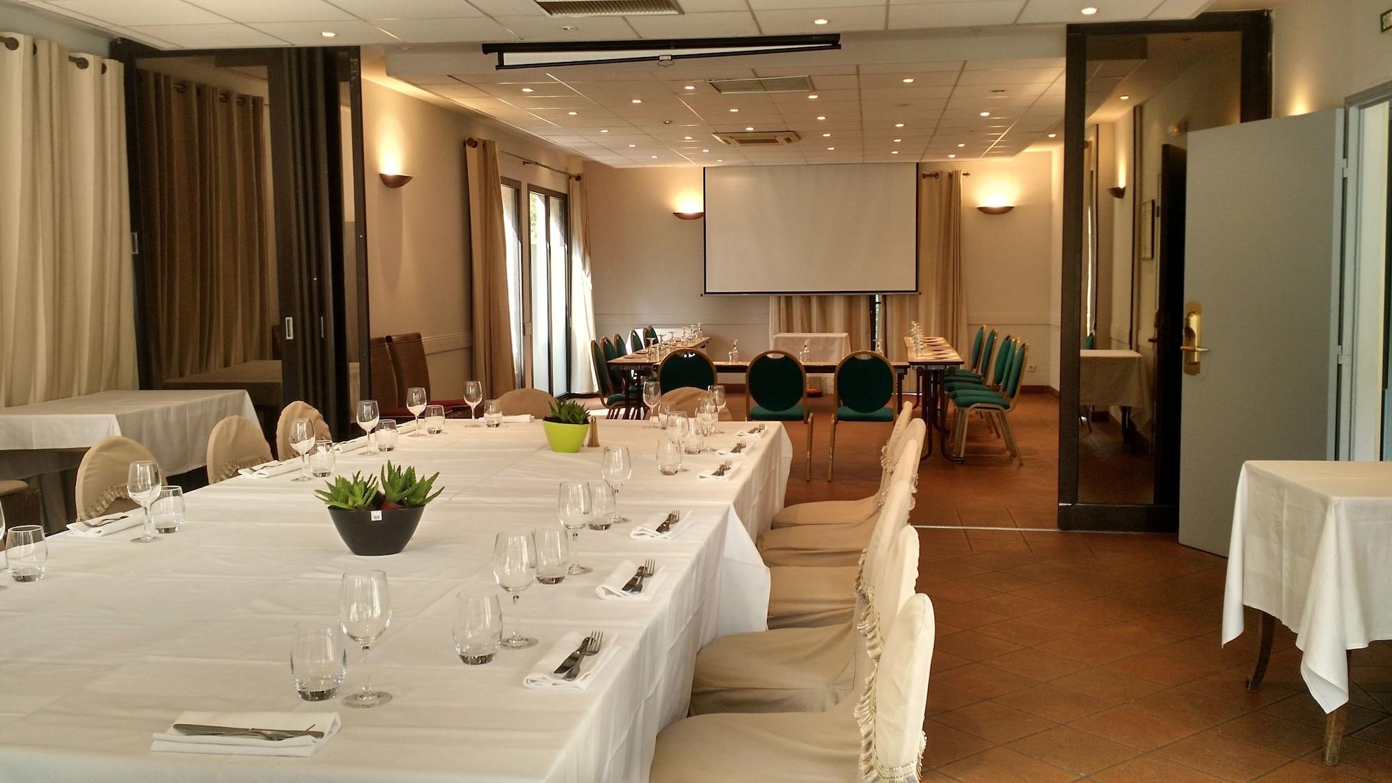 Sala de Reuniones Mercure Carcassonne la Cite Hotel