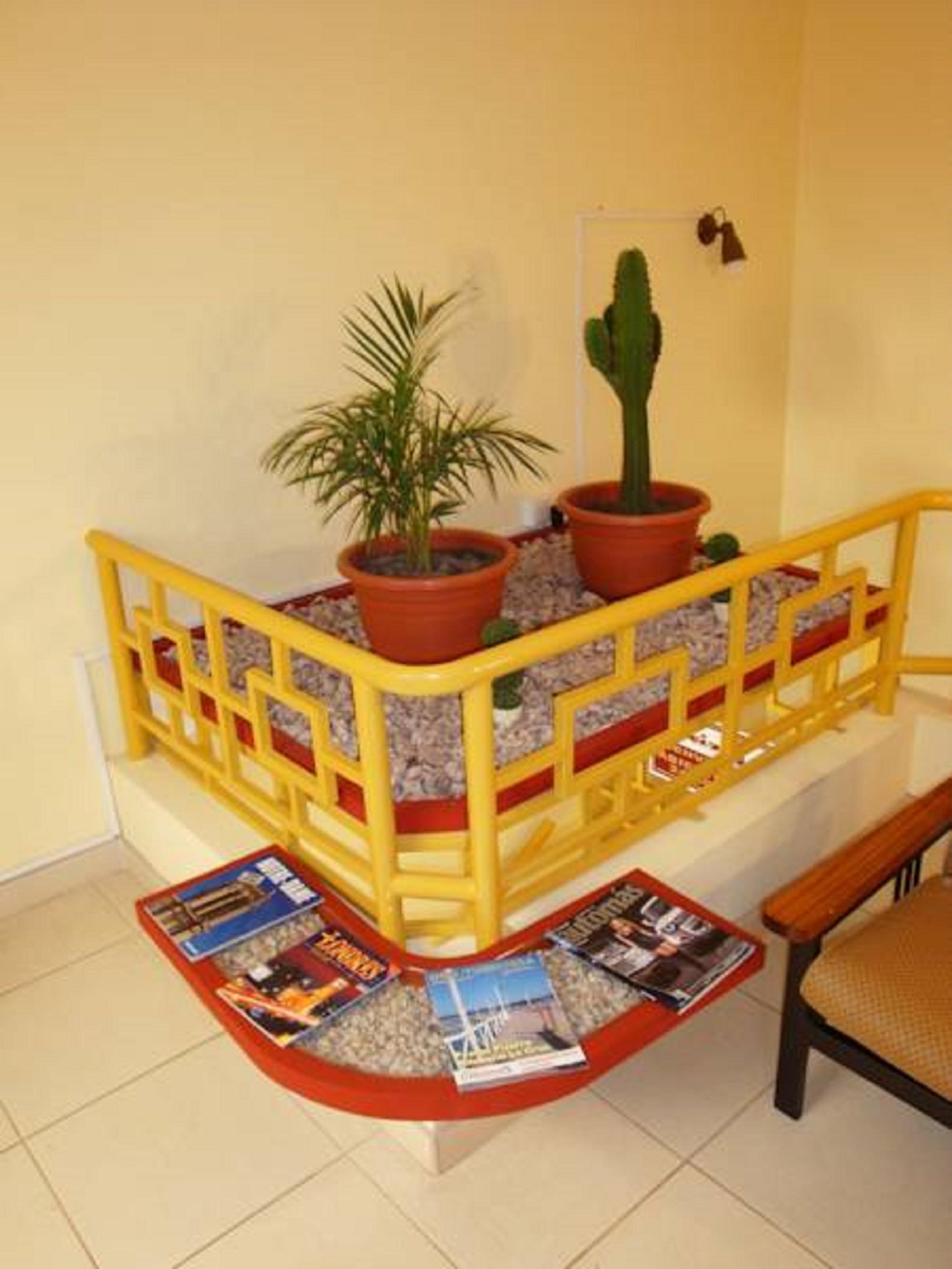 Vista Exterior Neiz Hostal