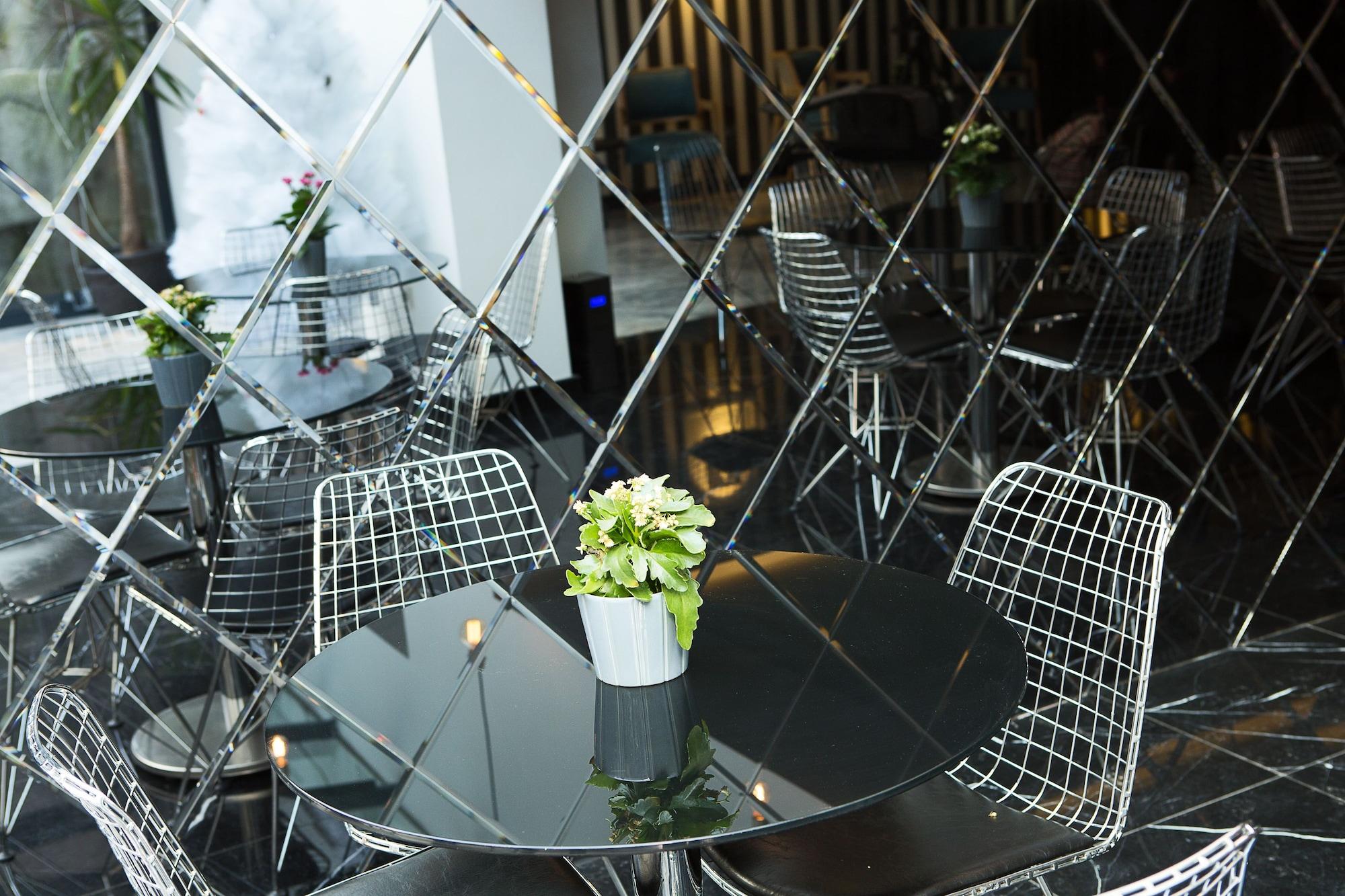 Vista Lobby Semsan Hotel