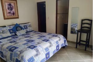 Alojamiento - Hibiscus House Bed and Breakfast