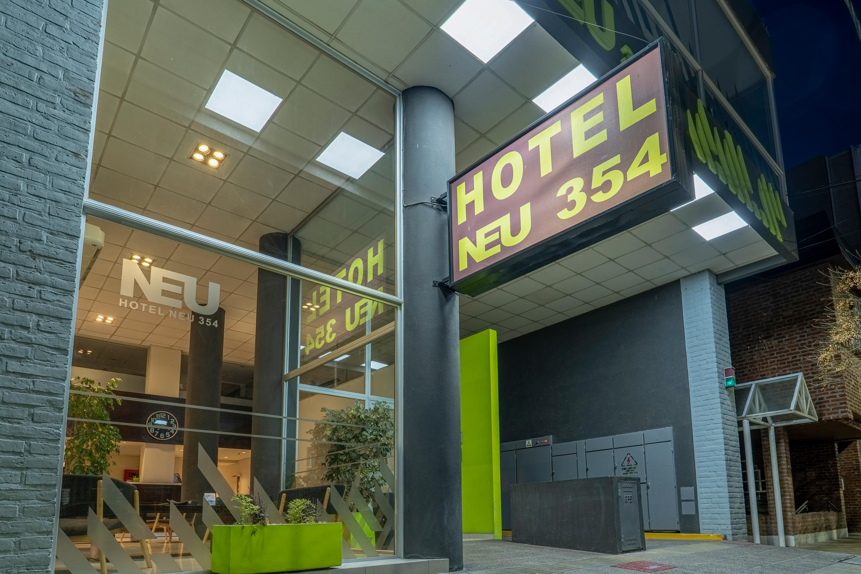 Vista Exterior Hotel Neu 354