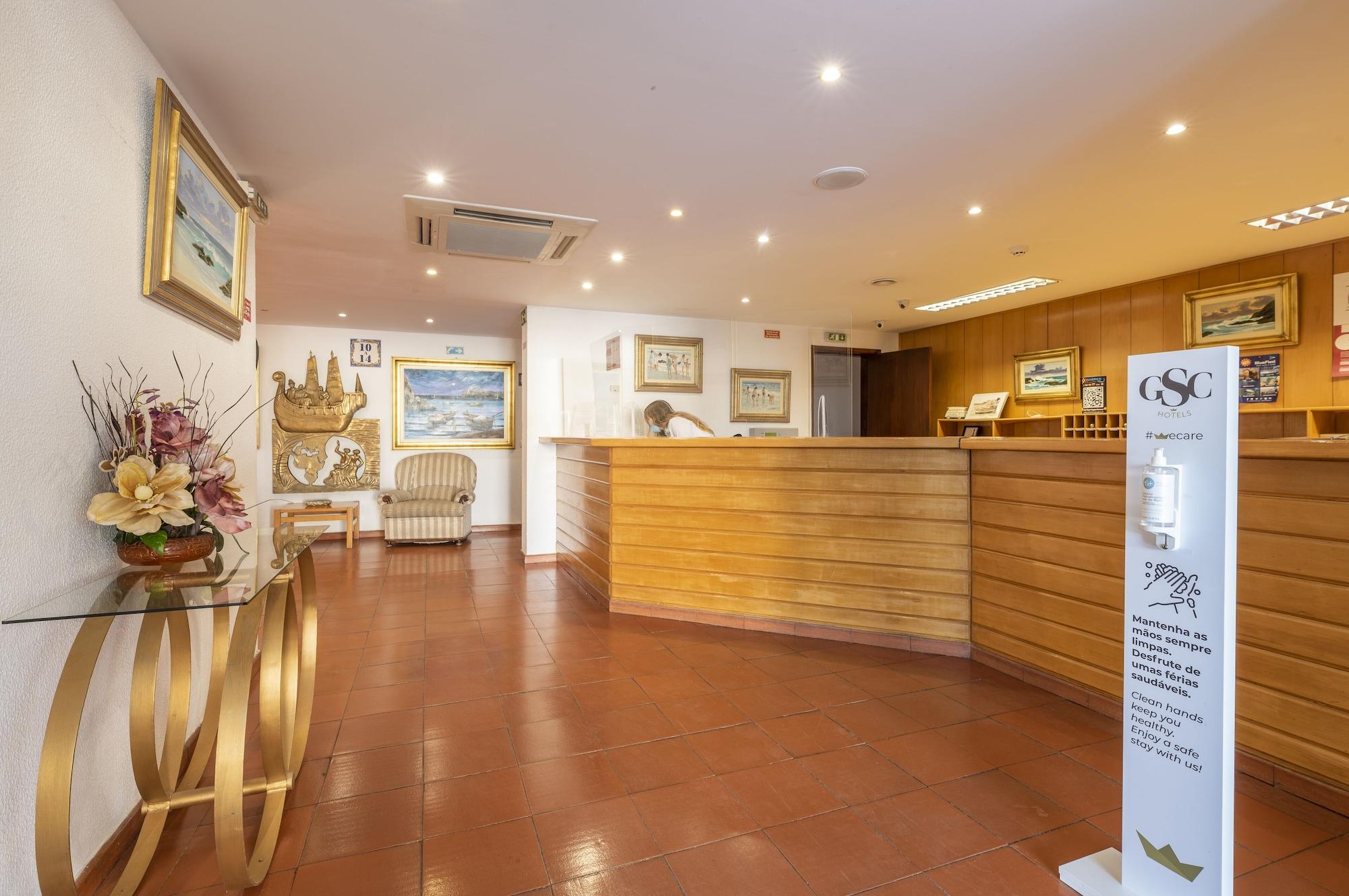 Vista Lobby Aparthotel Navigator
