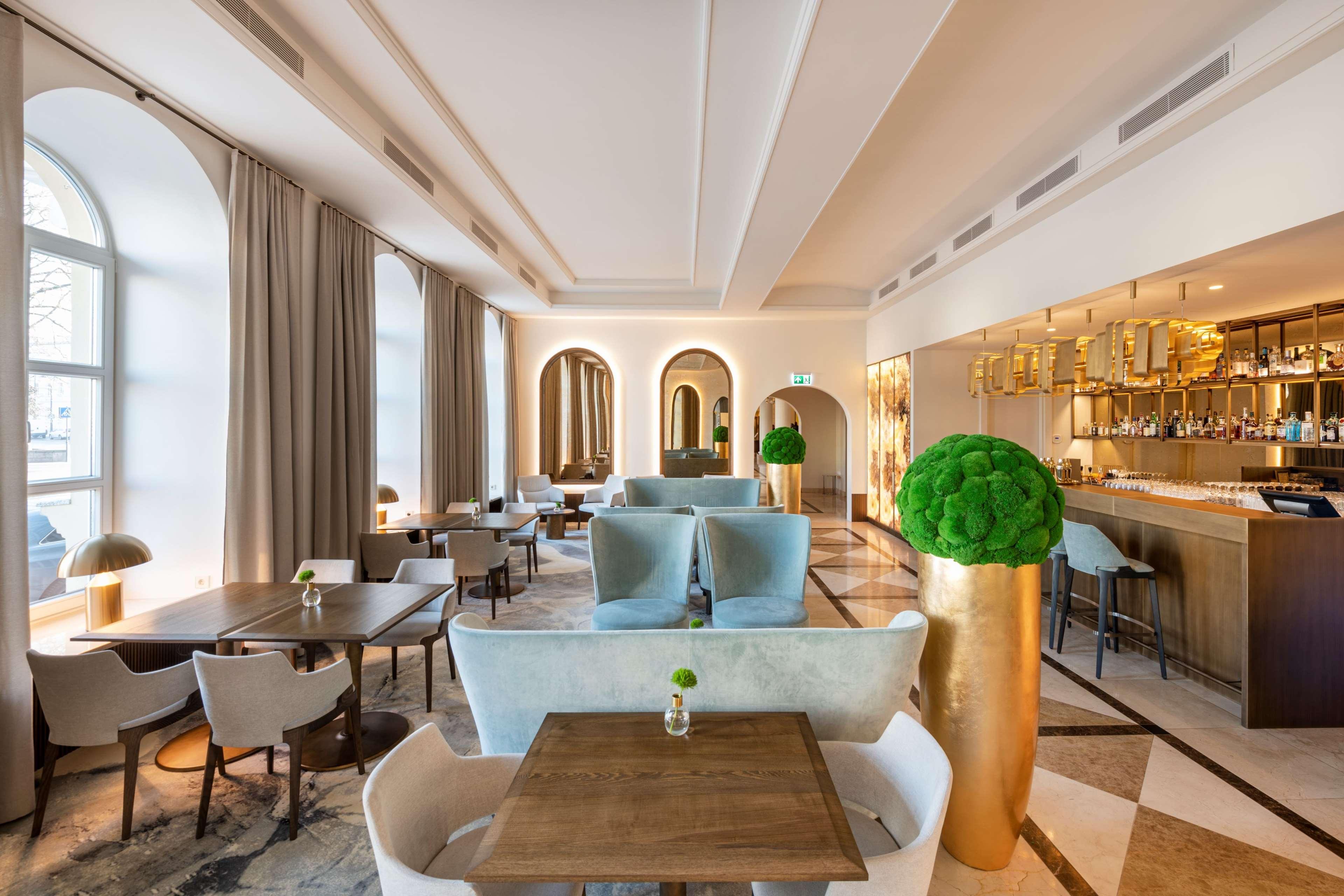 Restaurant Grand Hotel Vilnius, Curio Collection by Hilton