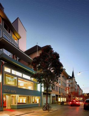 Hotel Marta - 1950’s architecture in Zurich’s vibrant old town, near main station