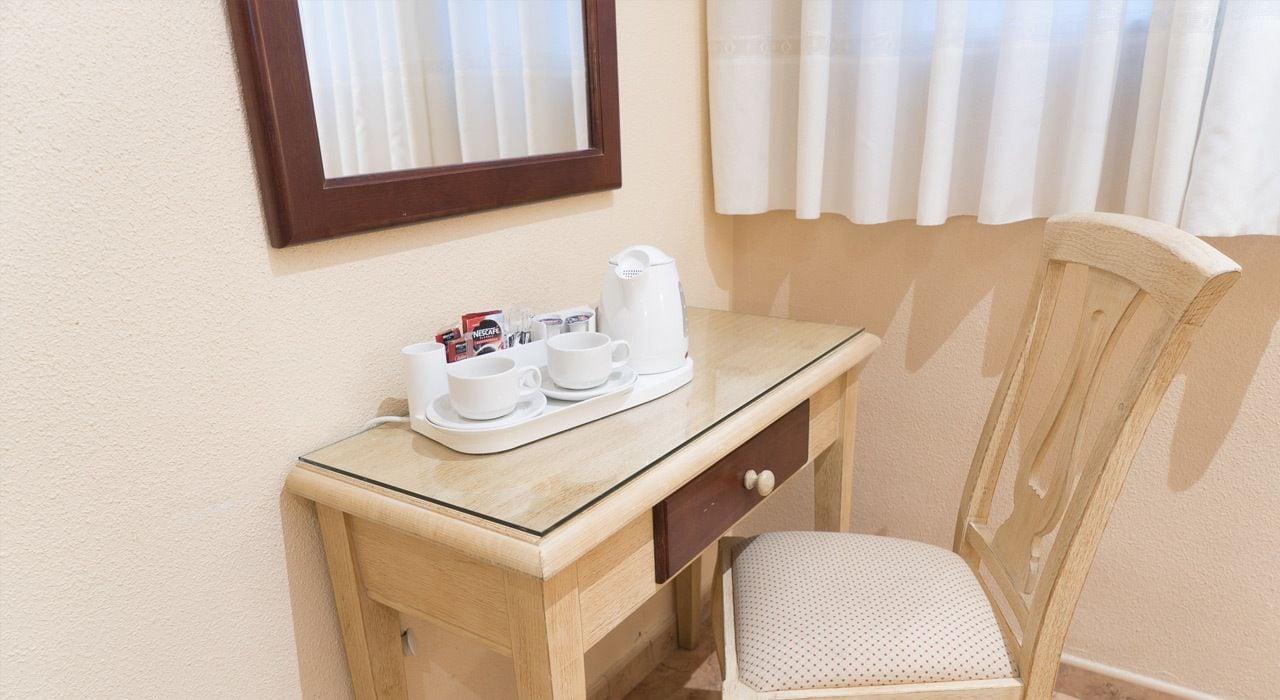 Set de Habitación Hostal Bianco
