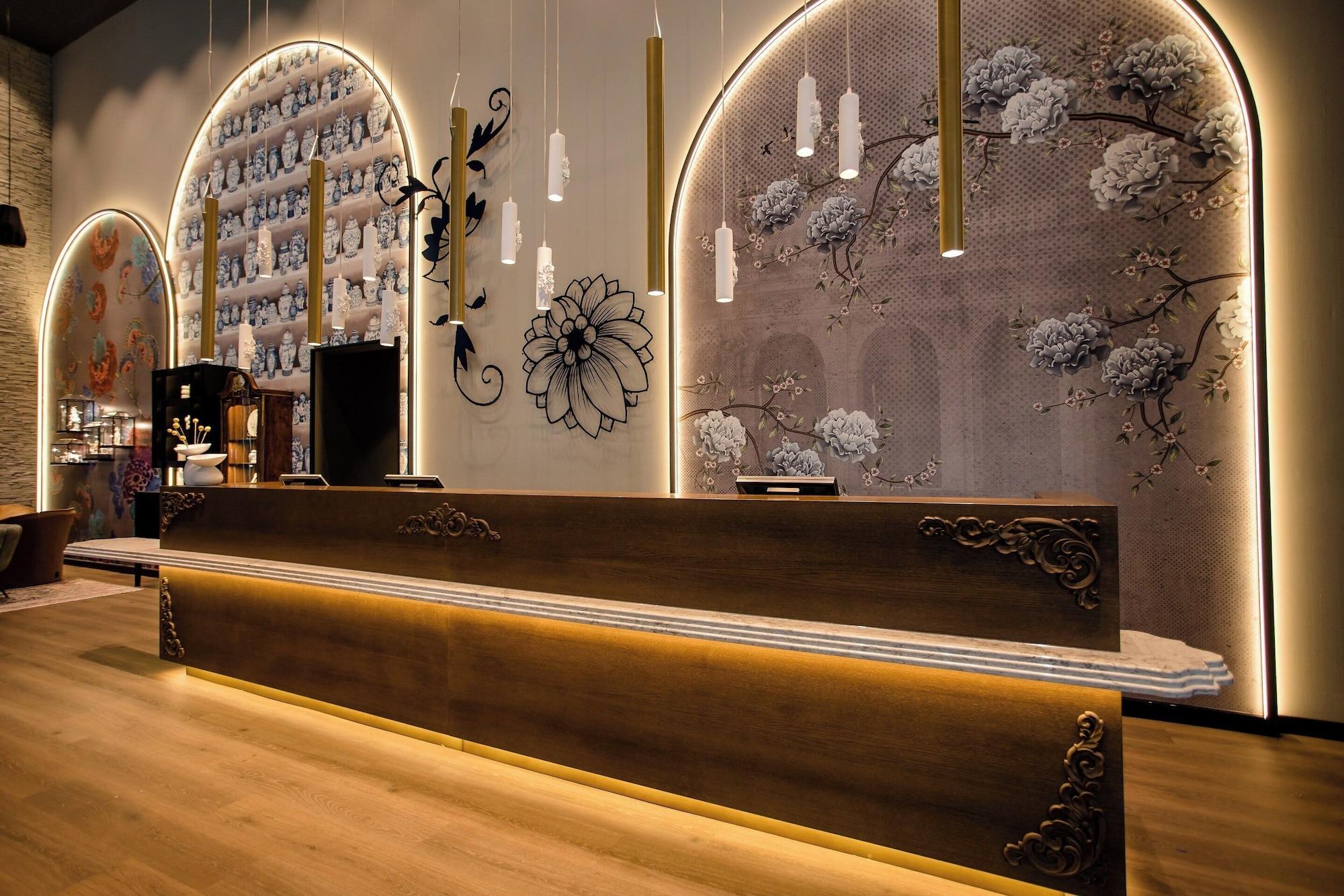 Vista Lobby Motel One Dresden Am Zwinger