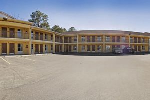 Alojamiento - Days Inn by Wyndham Alma