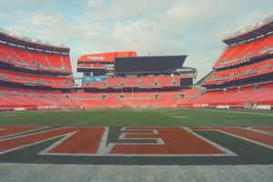 Actividad - National Football League: Cleveland Browns Football Game at Cleveland Browns Stadium