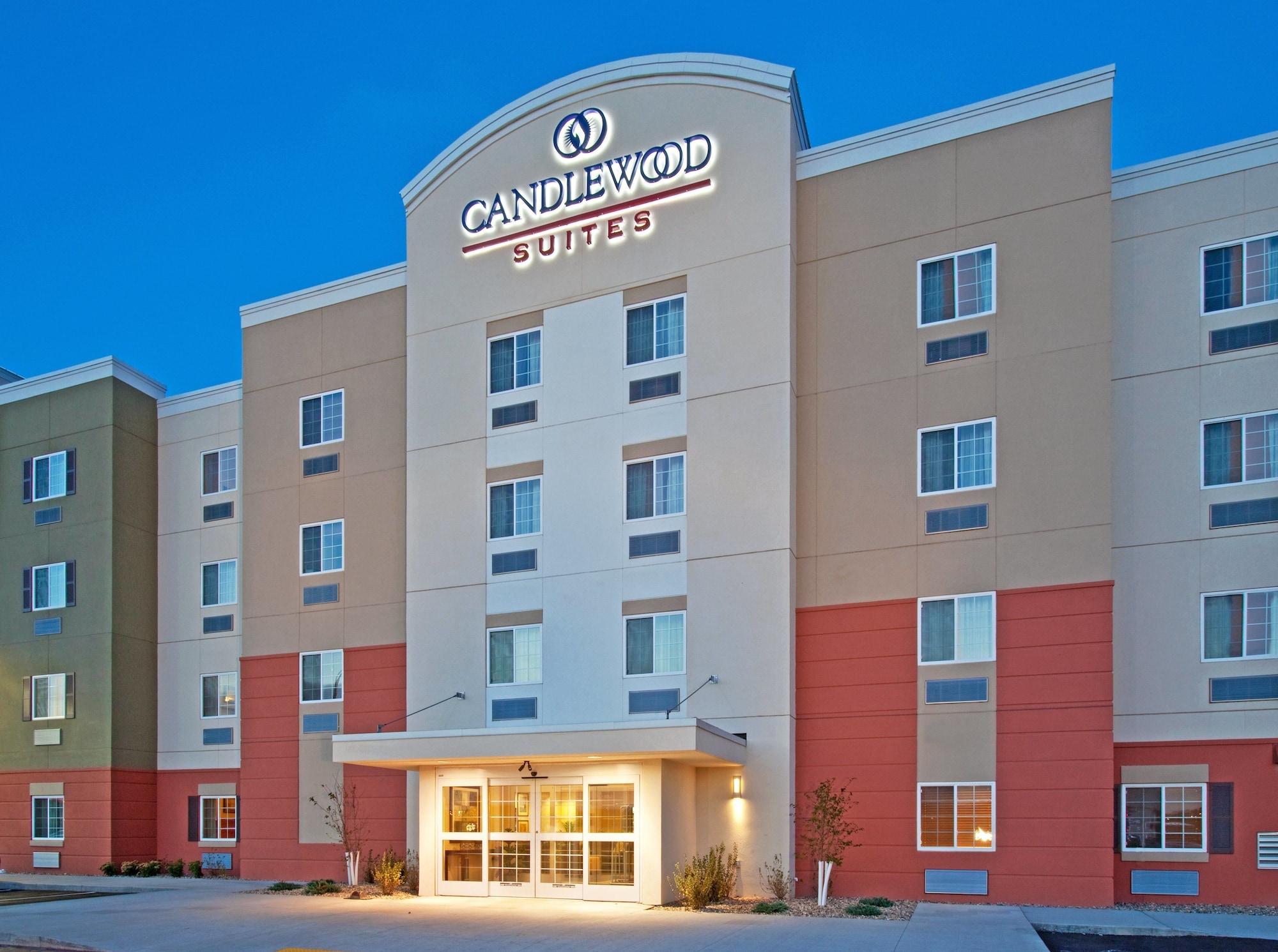 Vista Exterior Candlewood Suites Williston by IHG