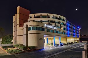 Alojamiento - DoubleTree by Hilton Fullerton