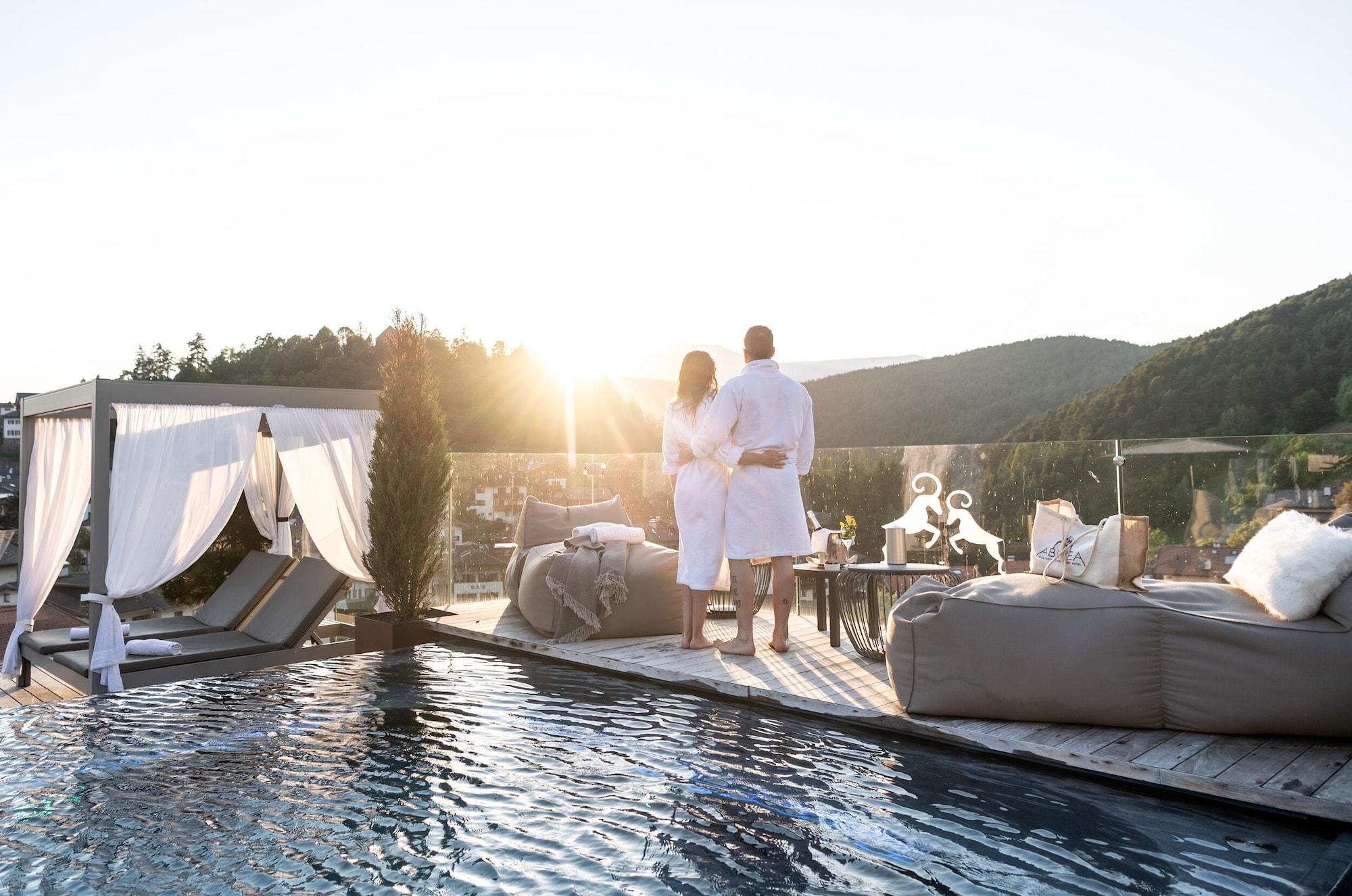 Vista Exterior ABINEA Dolomiti Romantic Spa Hotel