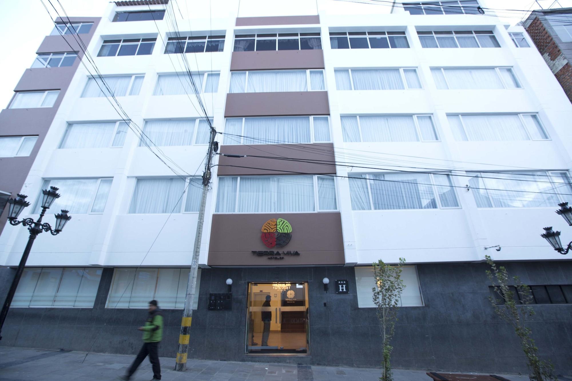 Vista Exterior Tierra Viva Puno Plaza