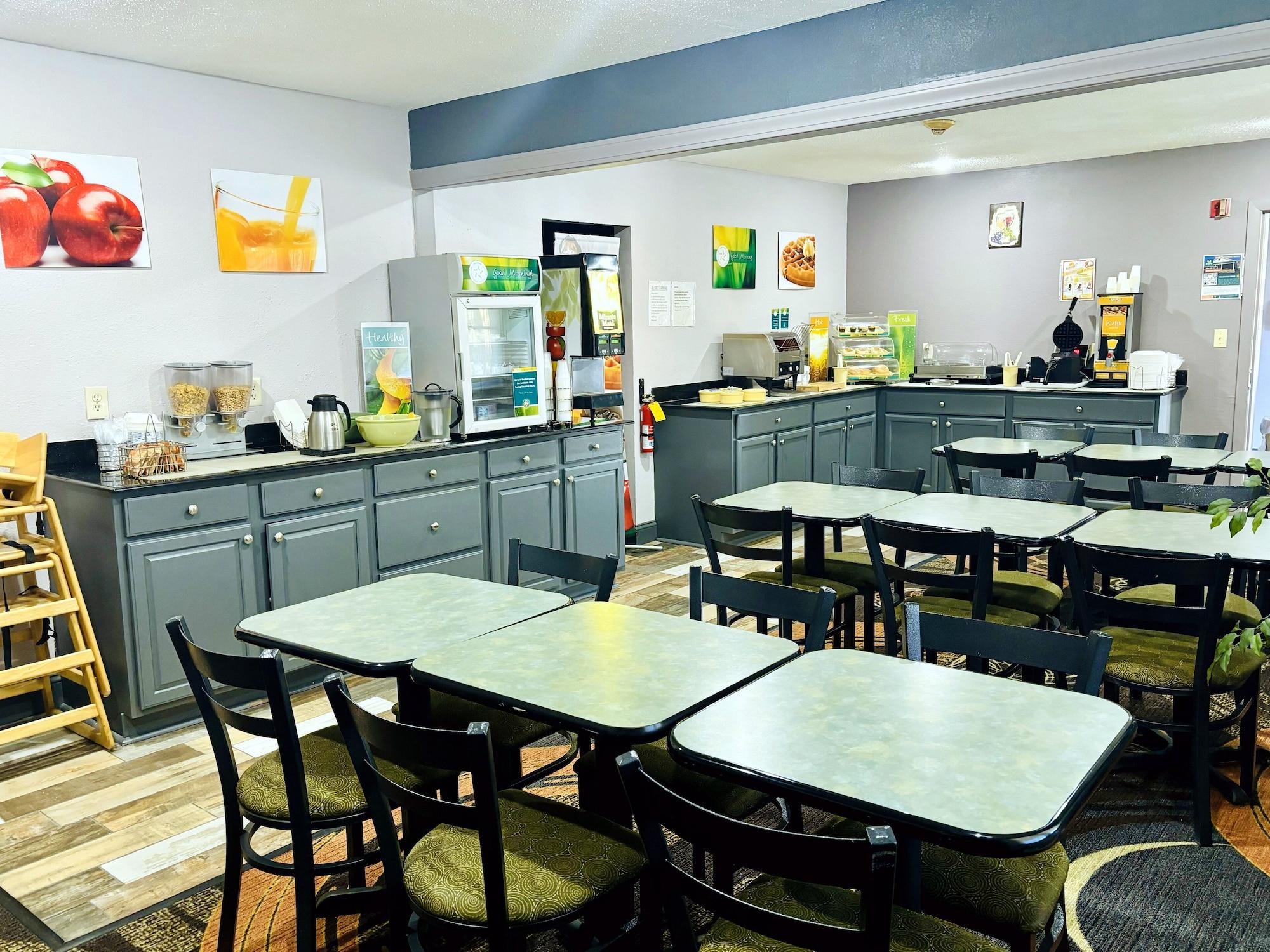 Restaurant Quality Inn Raynham - Taunton