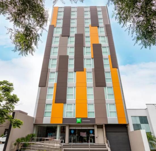 Vista Exterior Hotel Ibis Styles Lima Benavides Miraflores